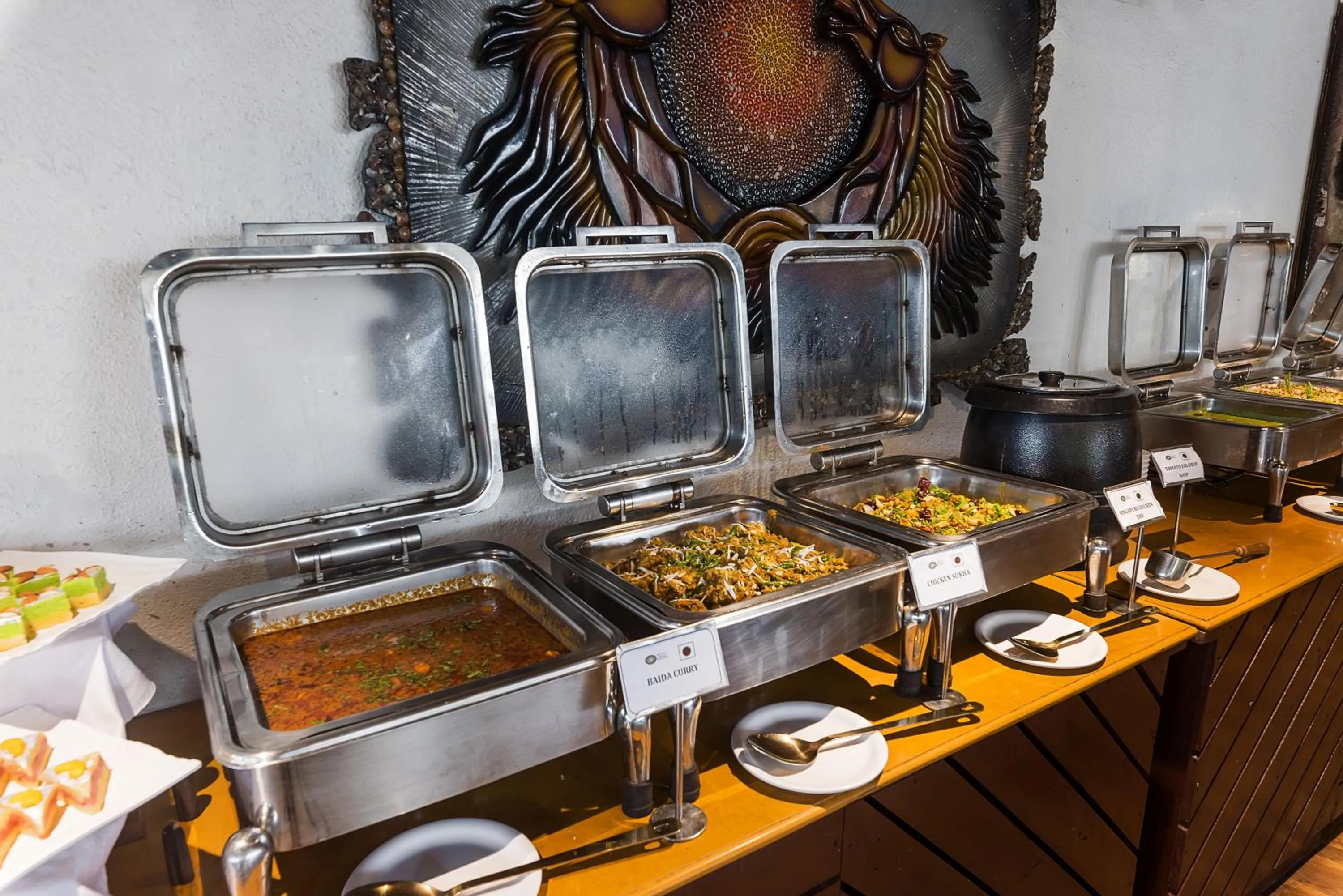 Restaurant/places to eat in Manas Lifestyle Resort Igatpuri