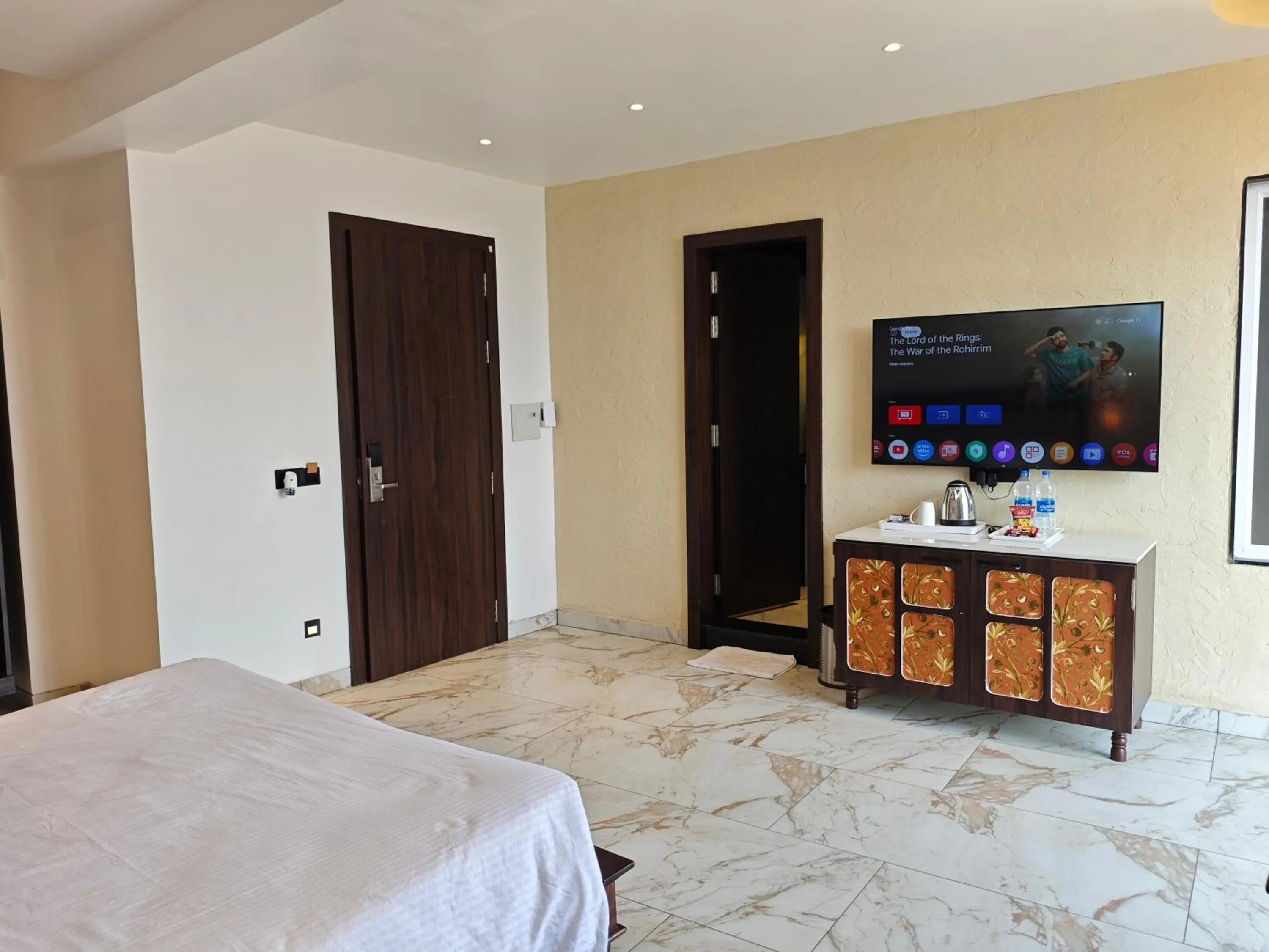TV and multimedia, Bed in Manas Lifestyle Resort Igatpuri