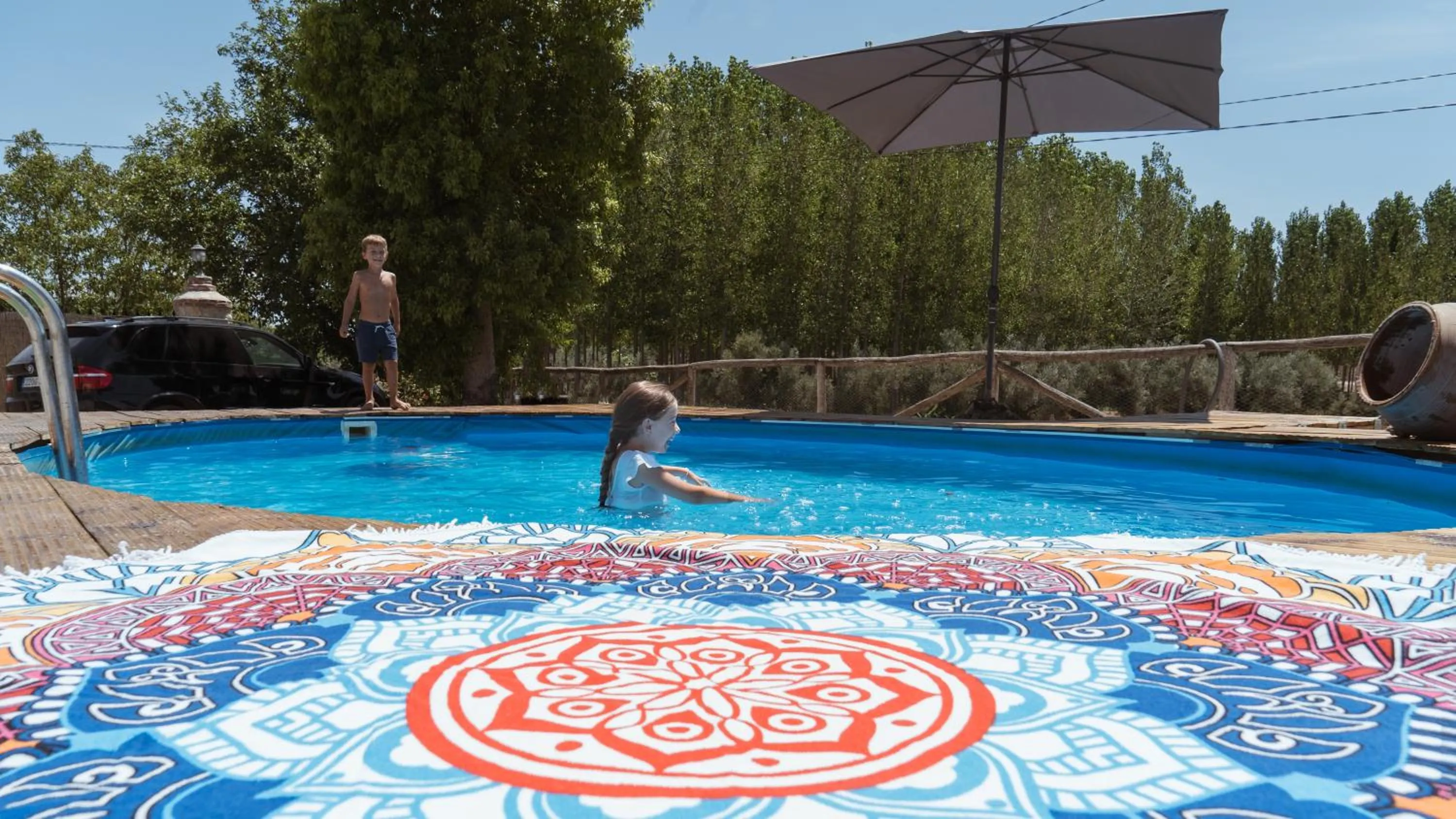 Swimming pool in Cuevas Cortijo Gachas