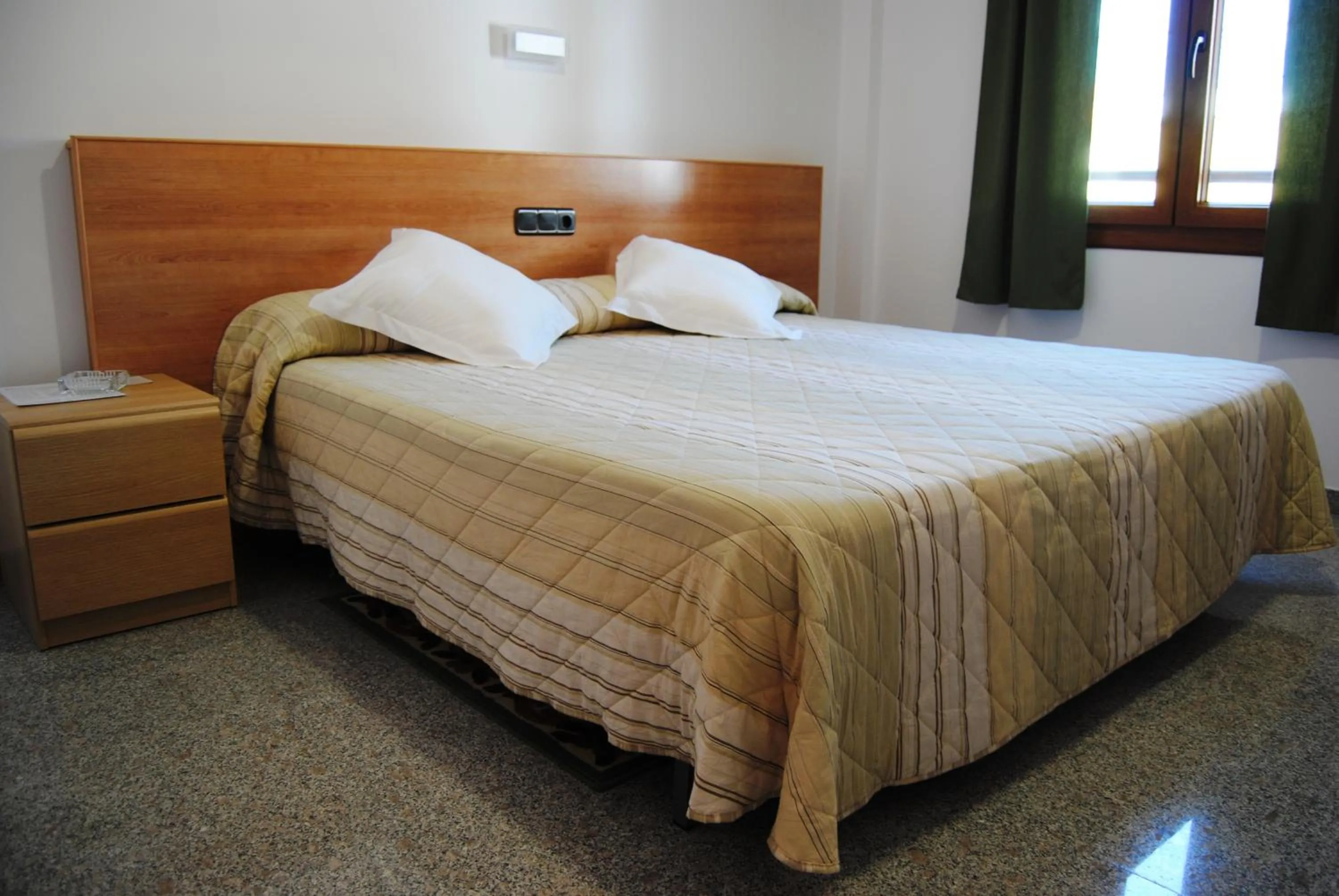 Bedroom, Bed in Hotel Albanta