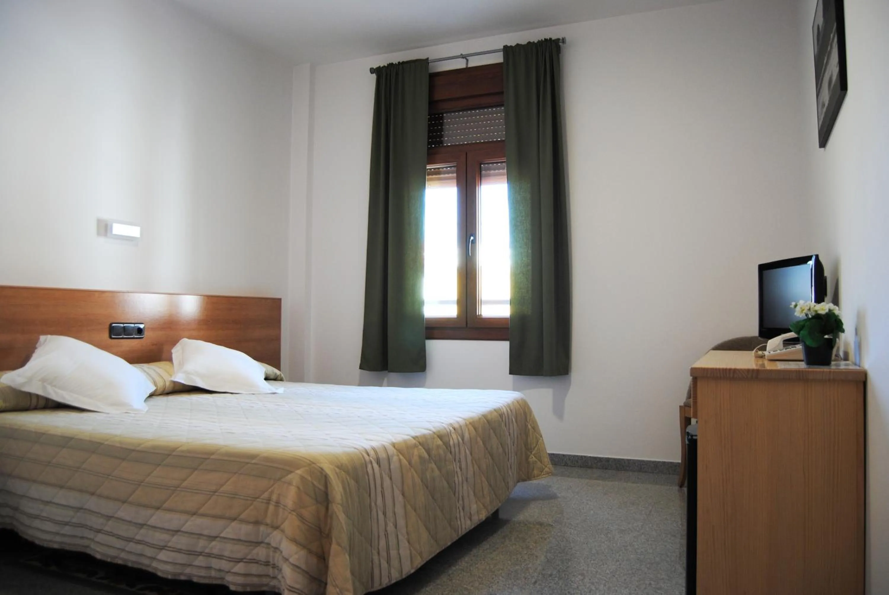 Bedroom, Bed in Hotel Albanta