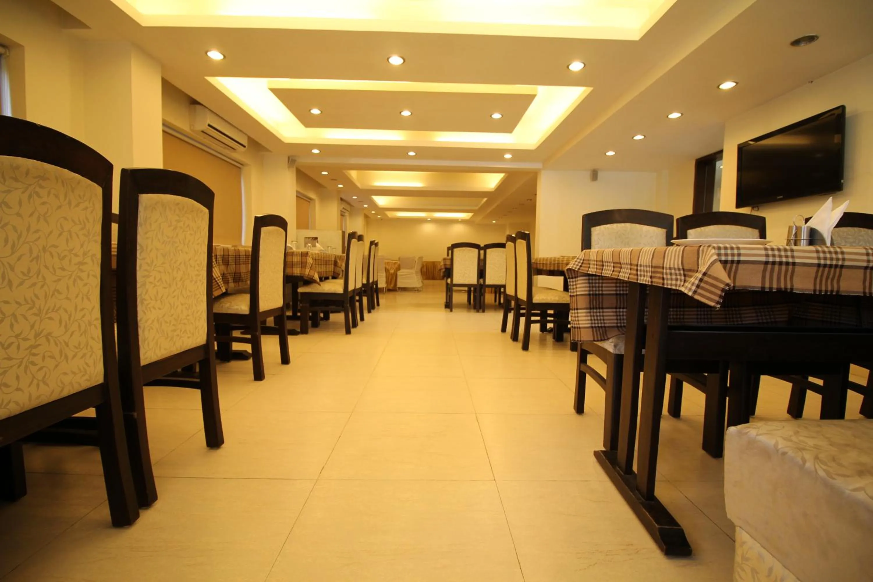 Restaurant/places to eat in Hotel Forest Avenue - Best Luxury Hotel in Dehradun