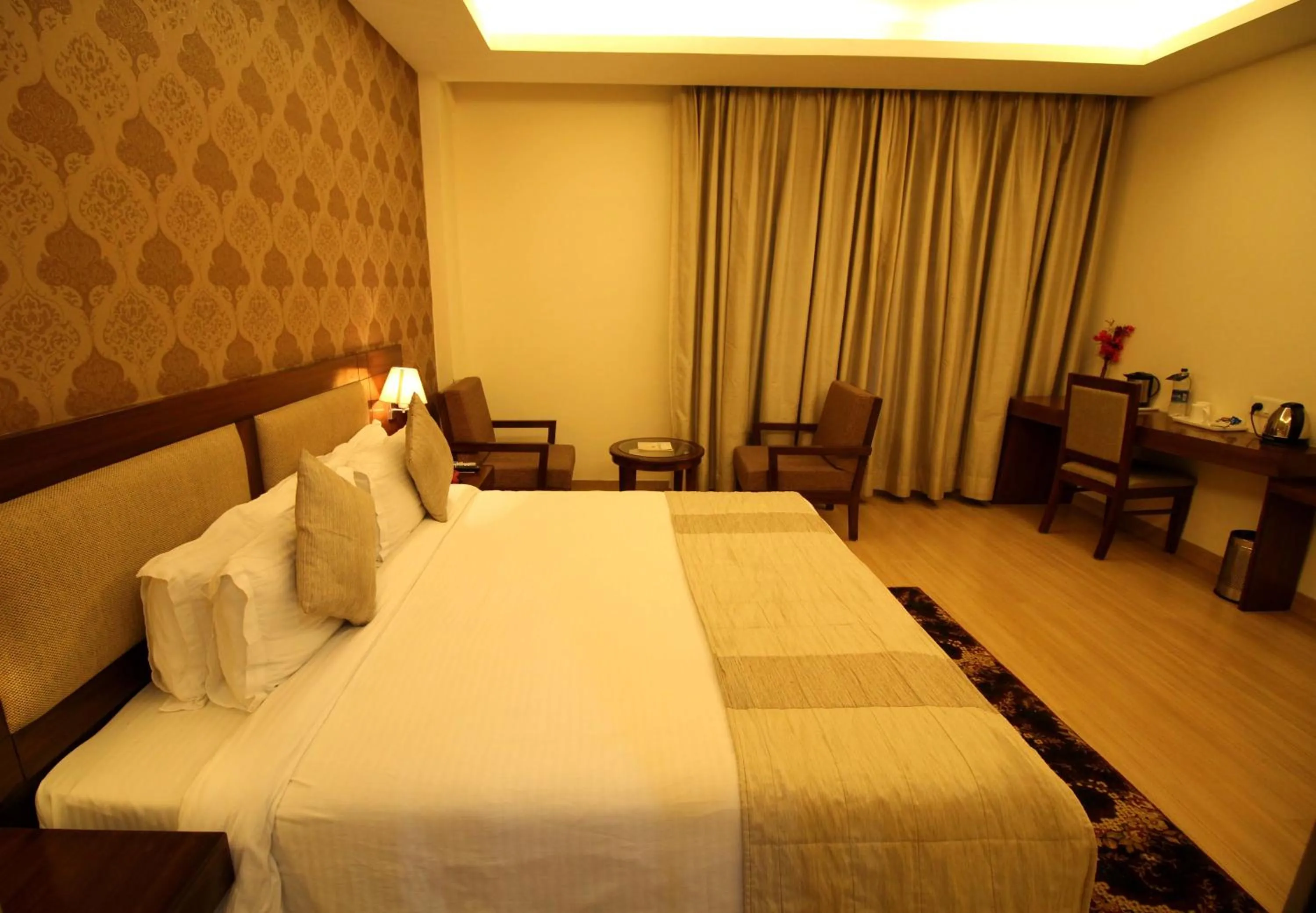 Bedroom, Bed in Hotel Forest Avenue - Best Luxury Hotel in Dehradun
