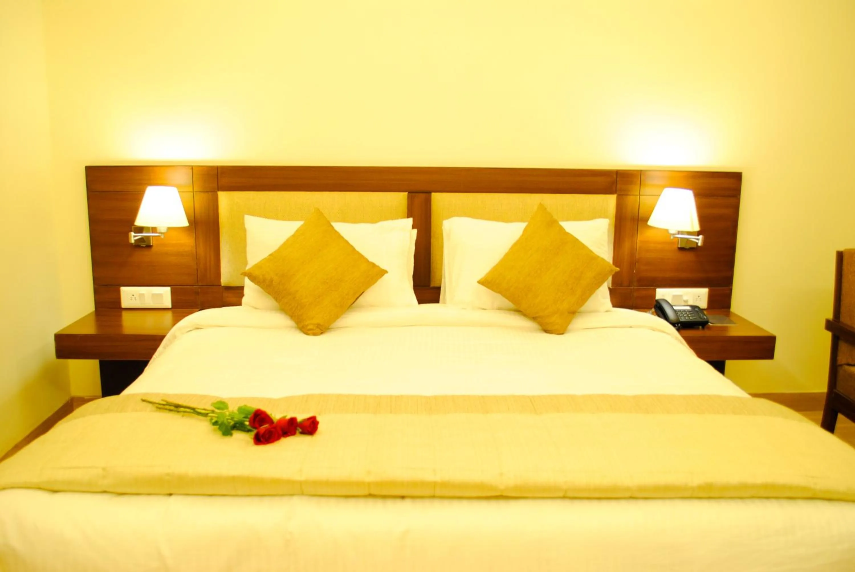 Bed in Hotel Forest Avenue - Best Luxury Hotel in Dehradun