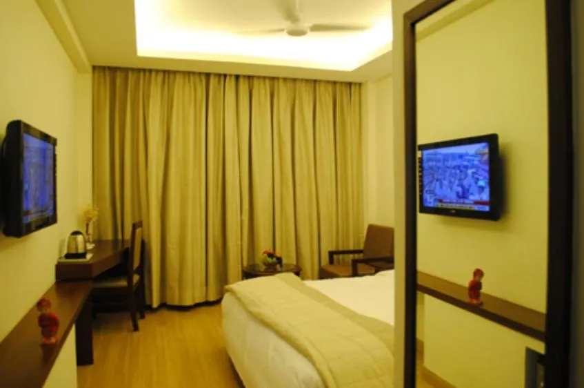 Bed in Hotel Forest Avenue - Best Luxury Hotel in Dehradun