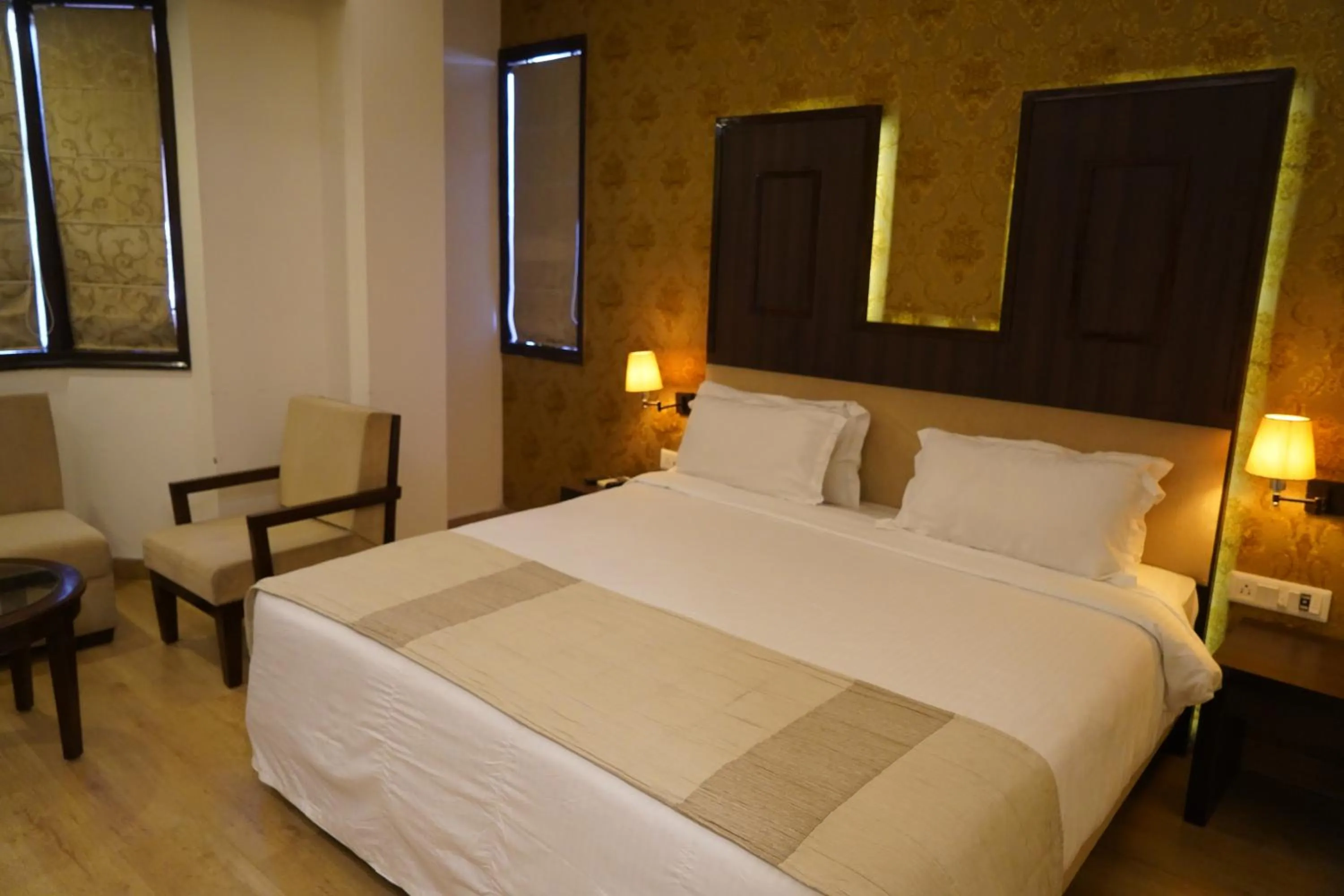Bed in Hotel Forest Avenue - Best Luxury Hotel in Dehradun