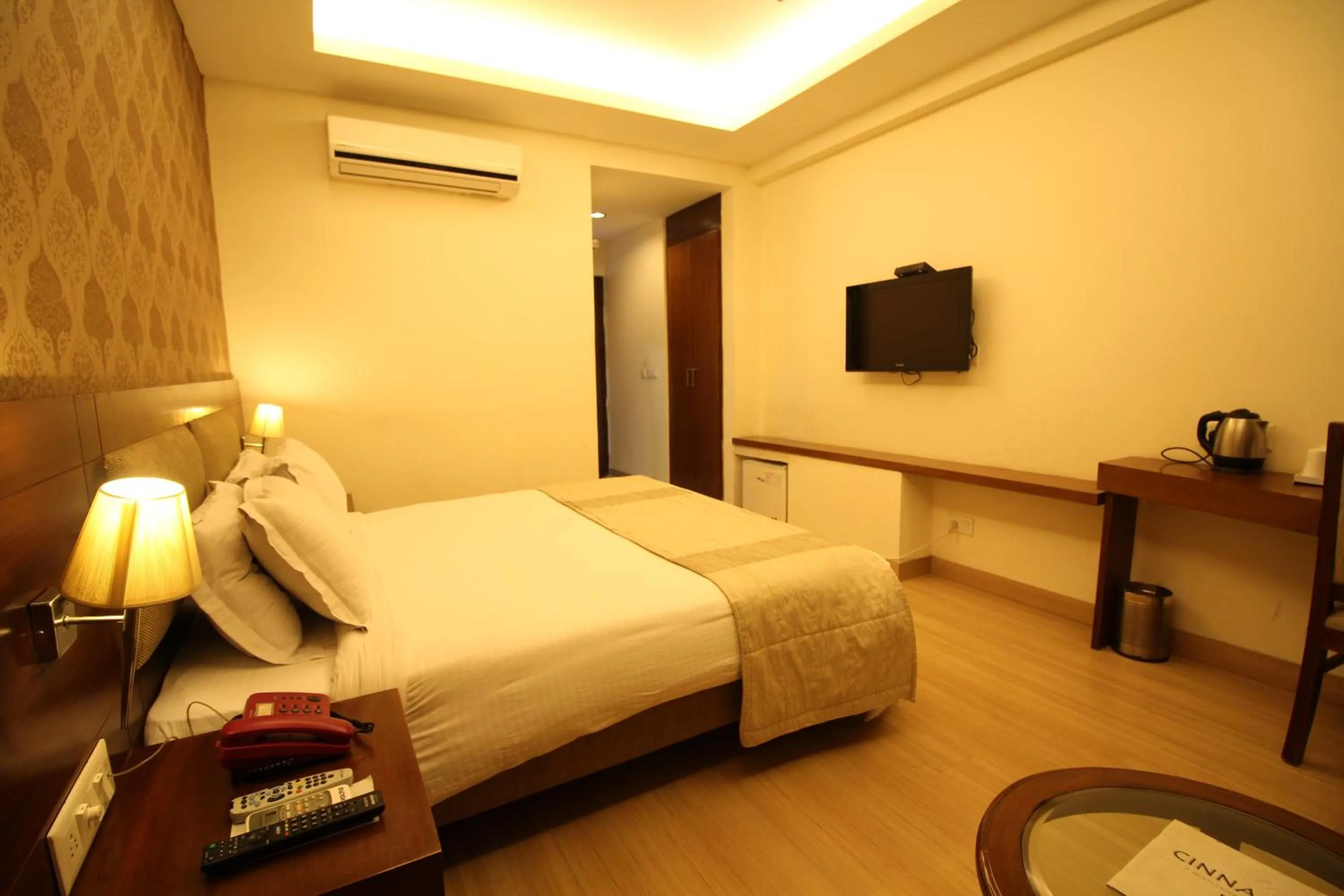 Bed in Hotel Forest Avenue - Best Luxury Hotel in Dehradun