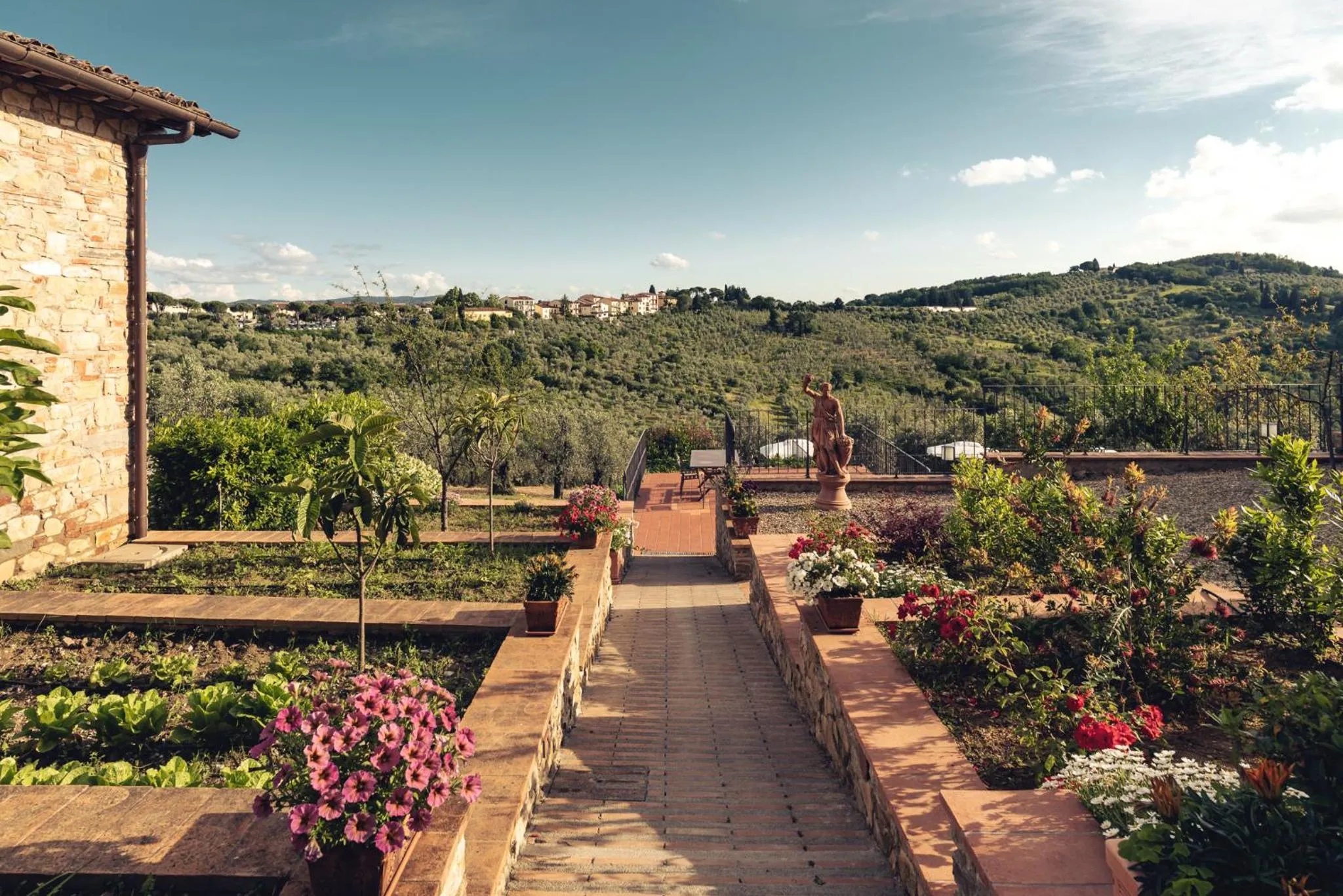 Garden in Relais Villa Olmo - Place of Charme