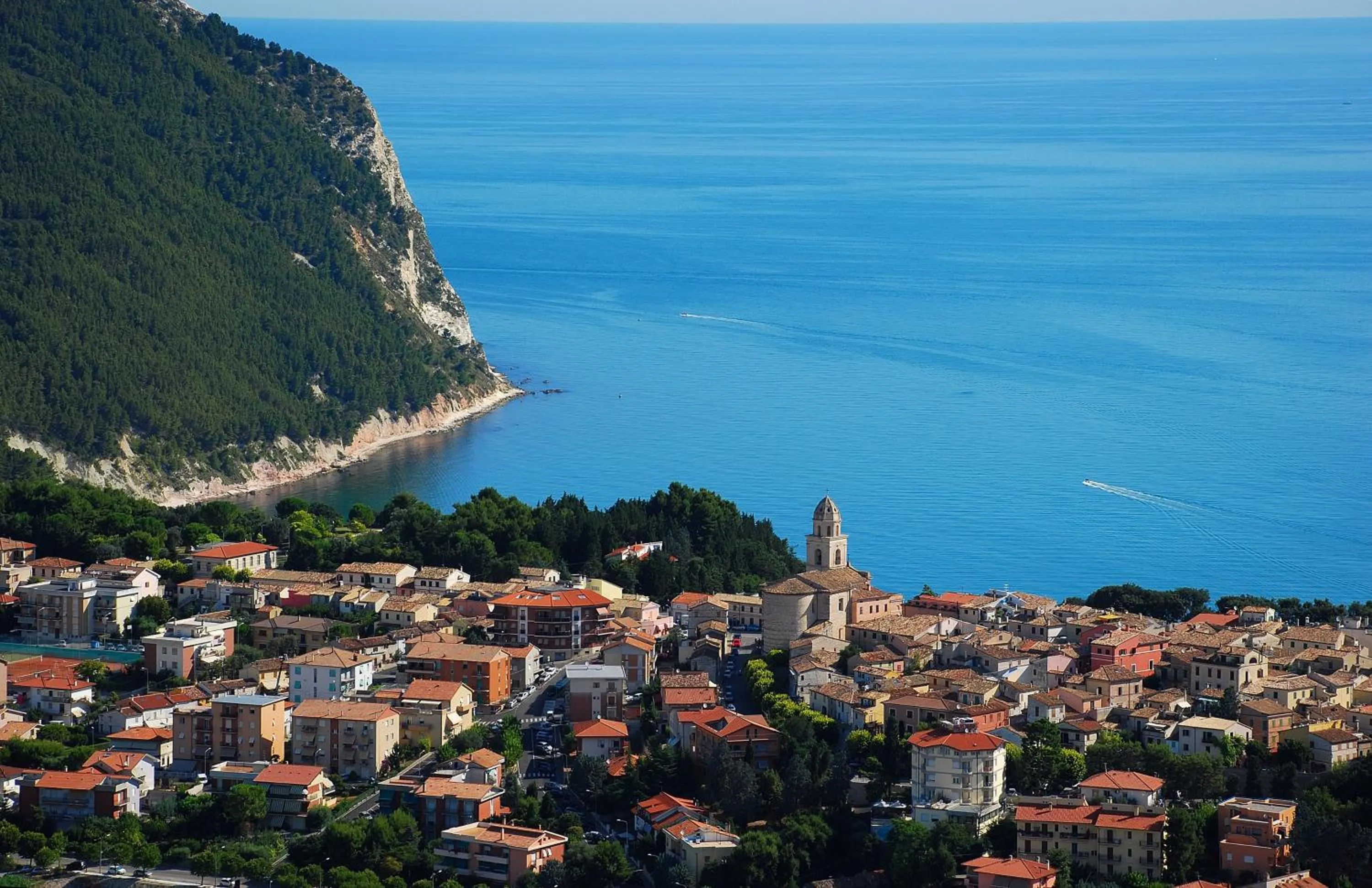 Area and facilities in Green Garden Village