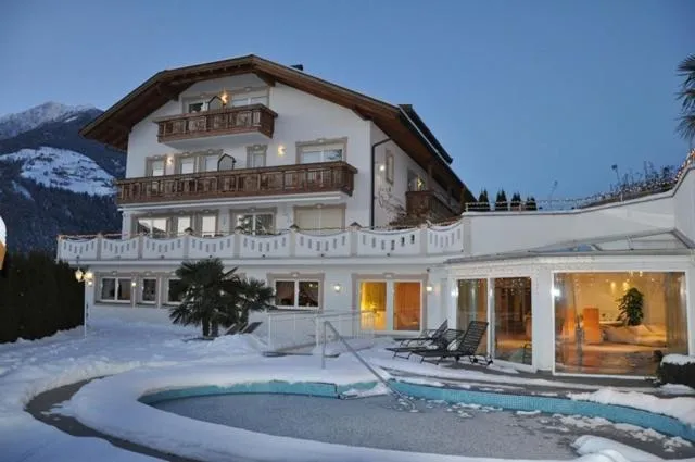 Facade/entrance in Adults only Hotel Grafenstein