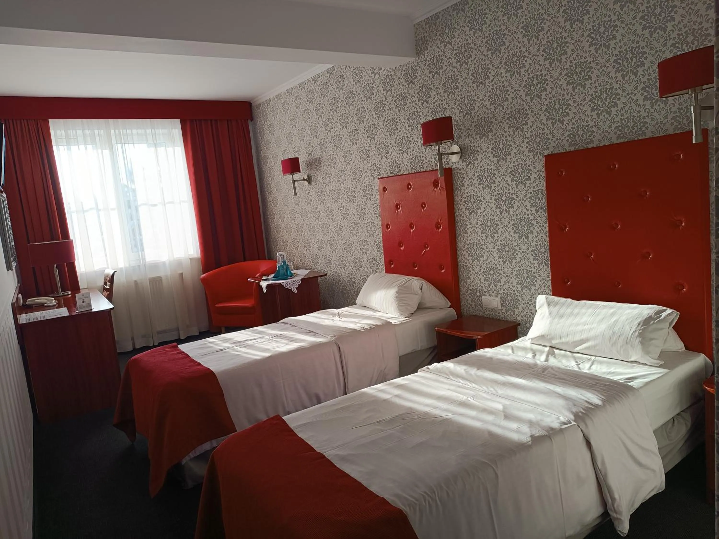 Other, Bed in Amigo Hotel