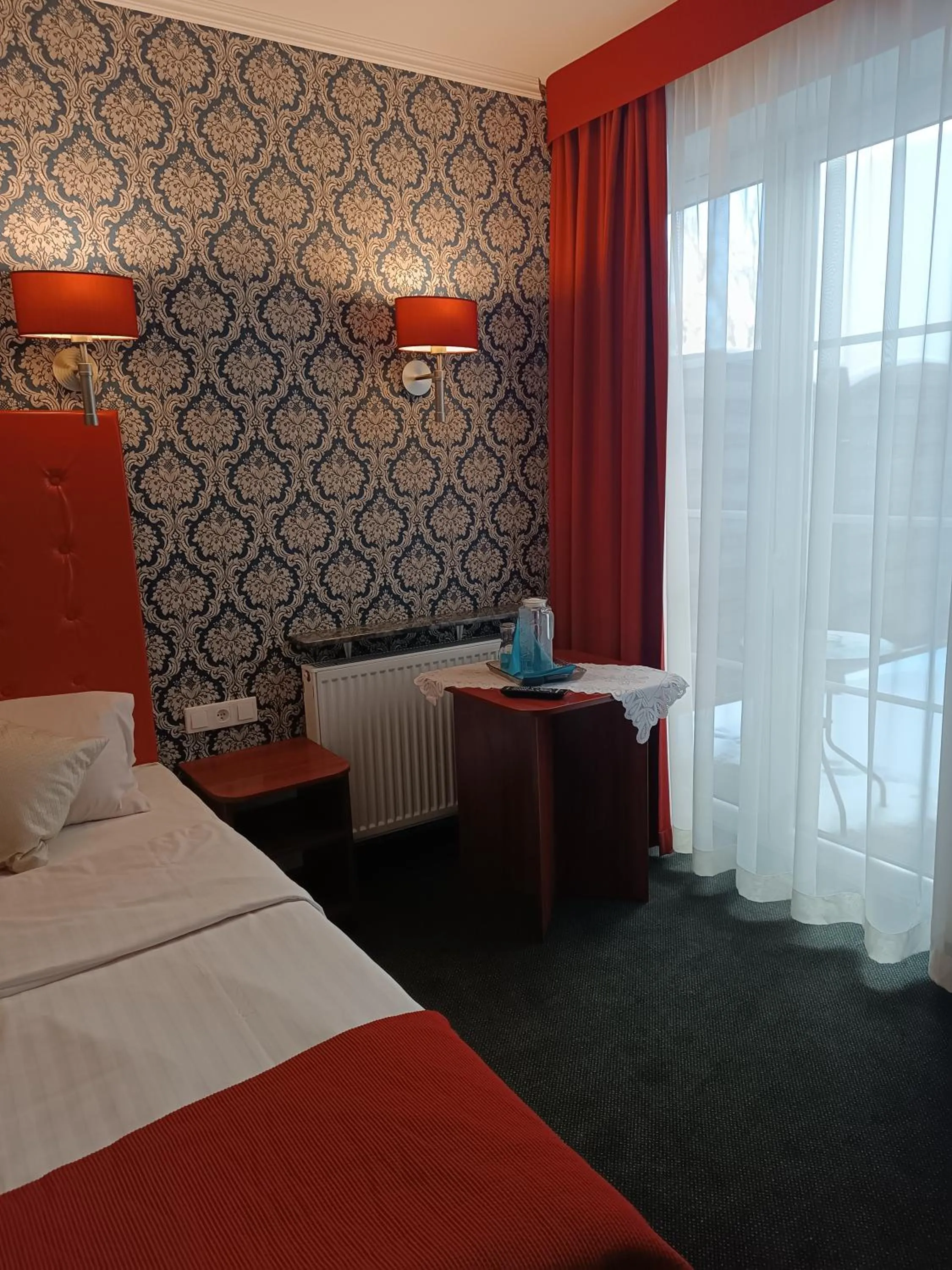 Other, Bed in Amigo Hotel