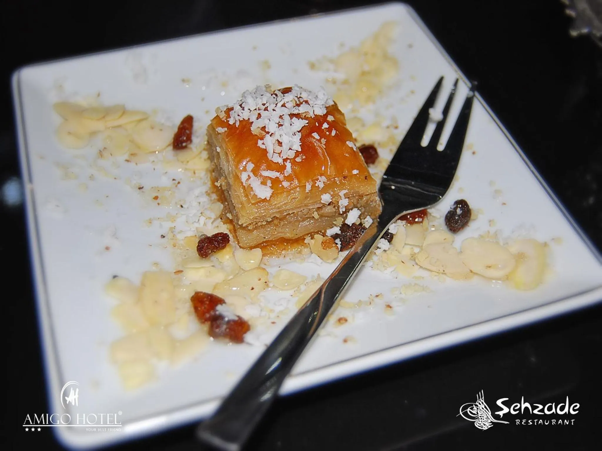 Restaurant/places to eat in Amigo Hotel