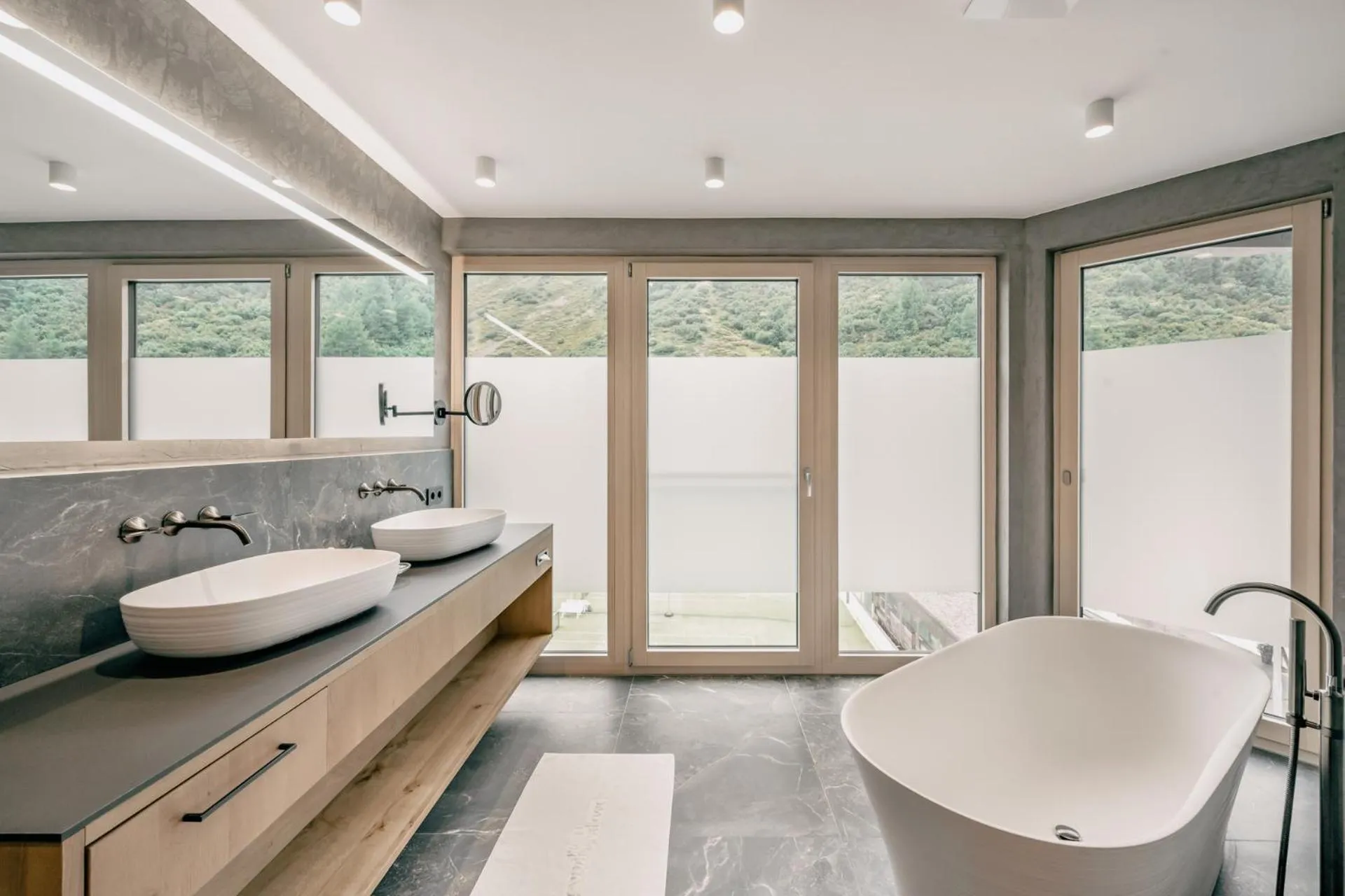 Gourmet & Wine Hotel Austria - 4 Sterne superior - Ski In Ski Out