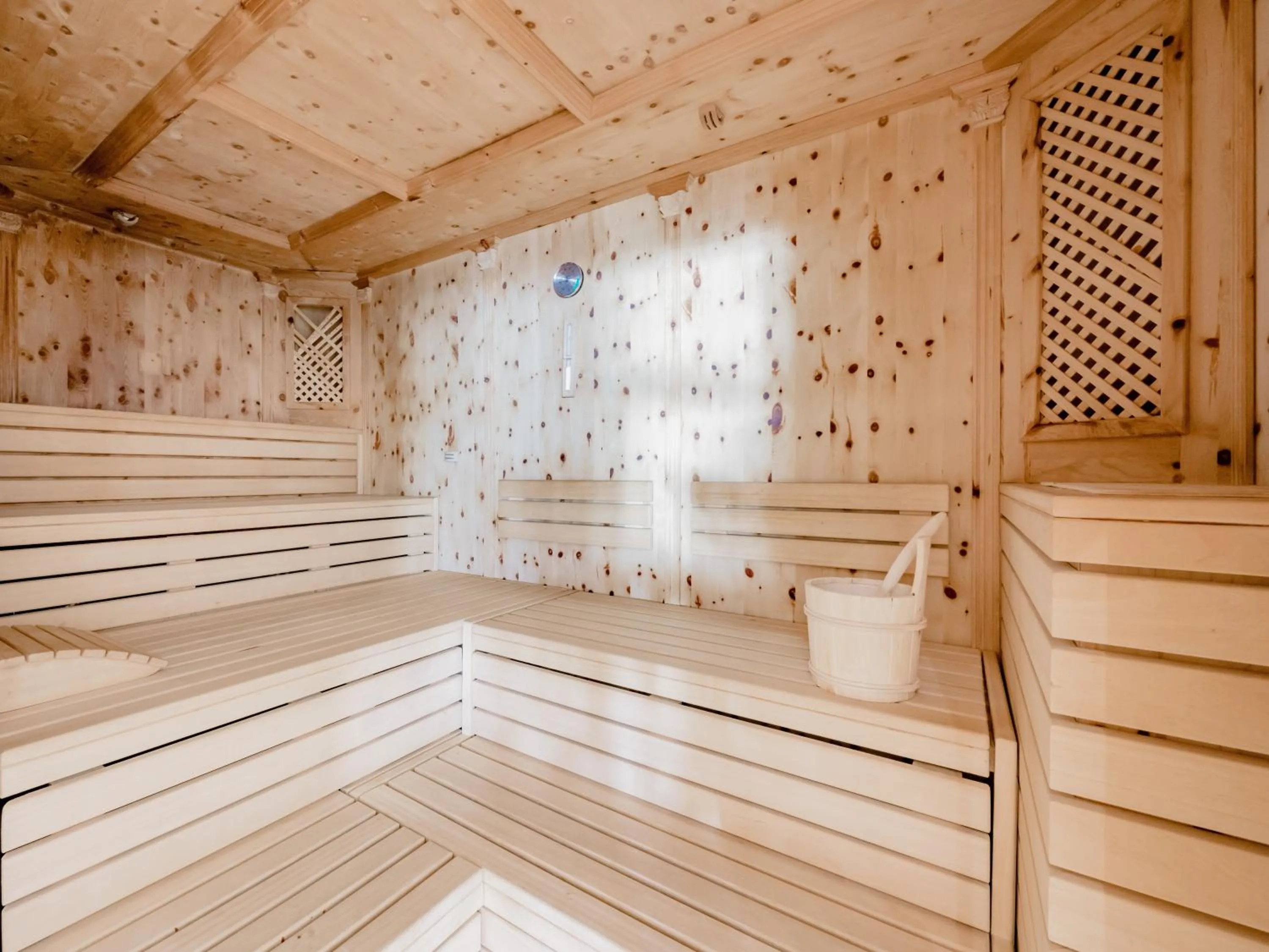 Spa and wellness centre/facilities in Gourmet & Wine Hotel Austria - 4 Sterne superior - Ski In Ski Out