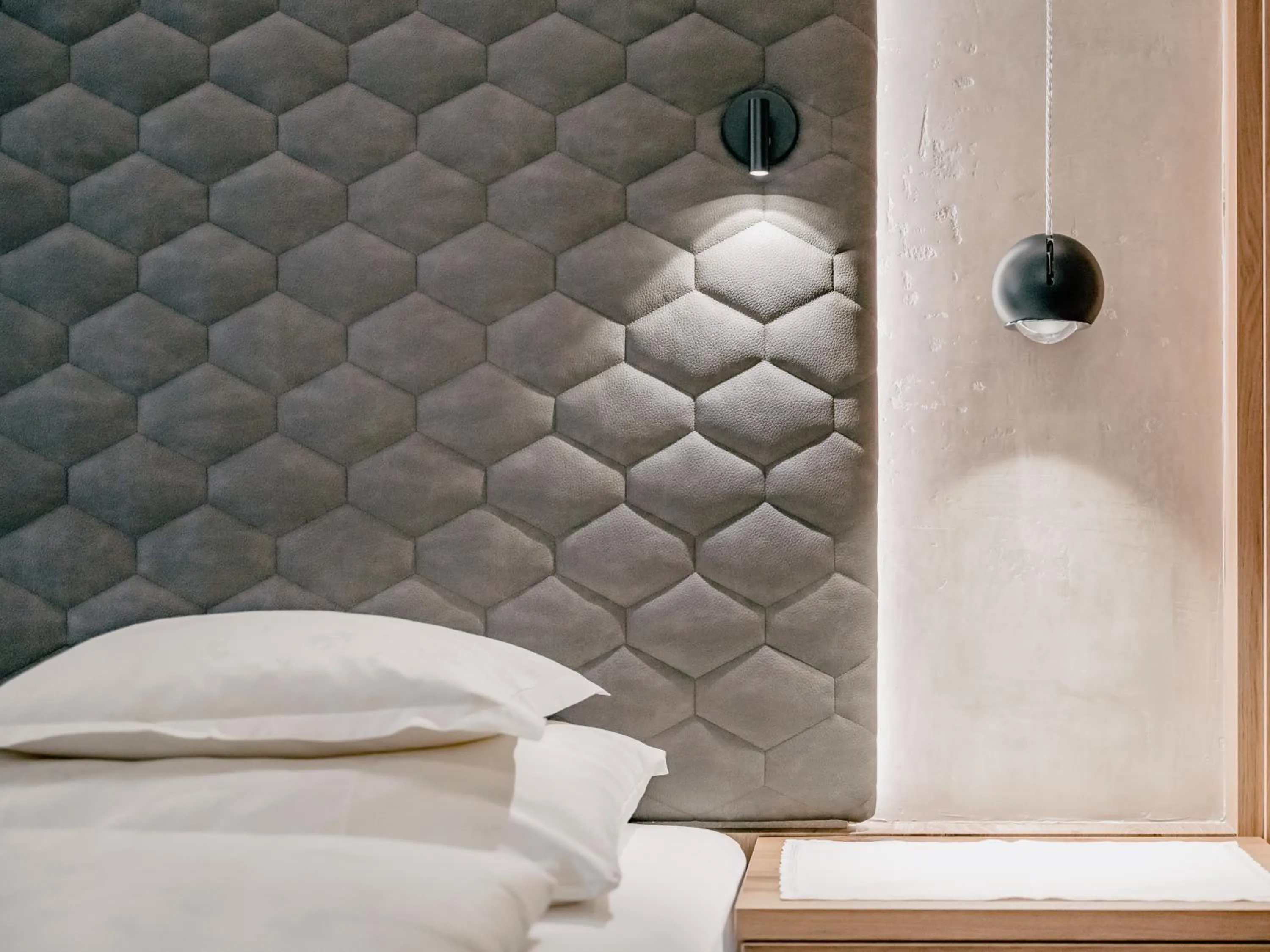 Bed in Gourmet & Wine Hotel Austria - 4 Sterne superior - Ski In Ski Out