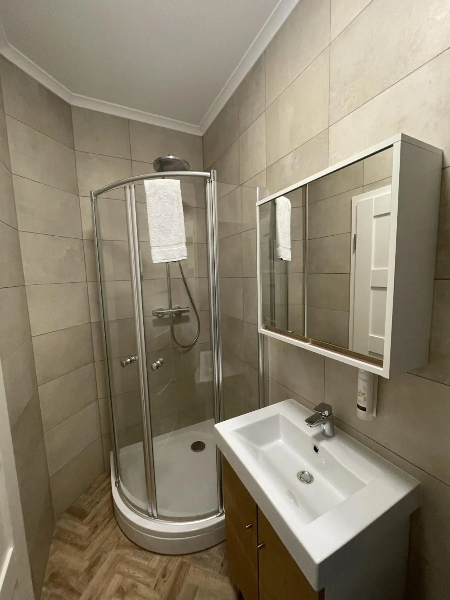 Bathroom in HOTEL Bahnhof Balingen