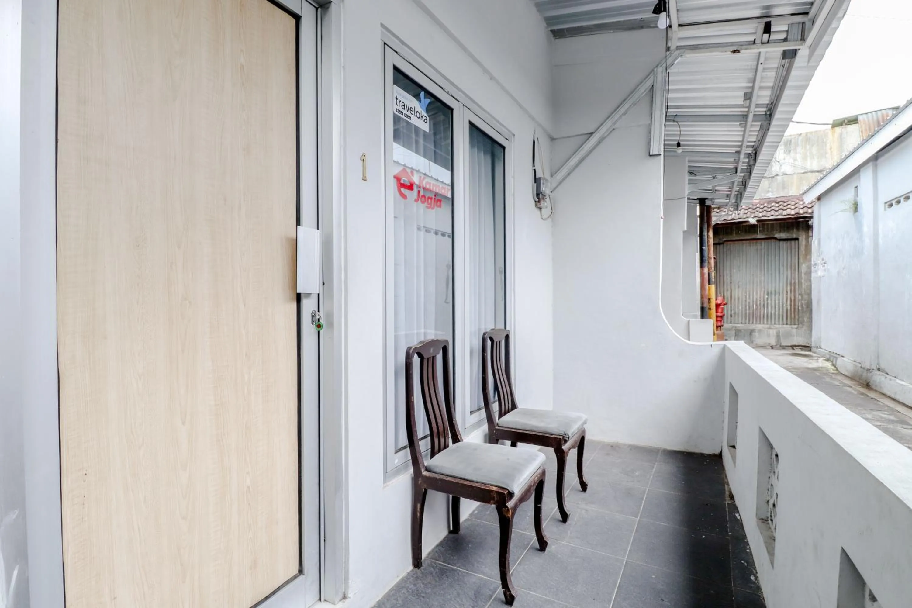 Balcony/Terrace in E Kamar Jogja