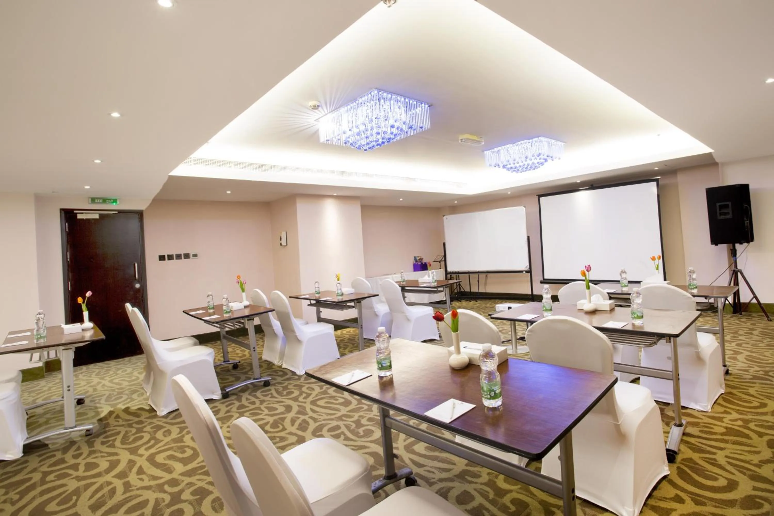 Banquet/Function facilities in Best Western Premier Muscat