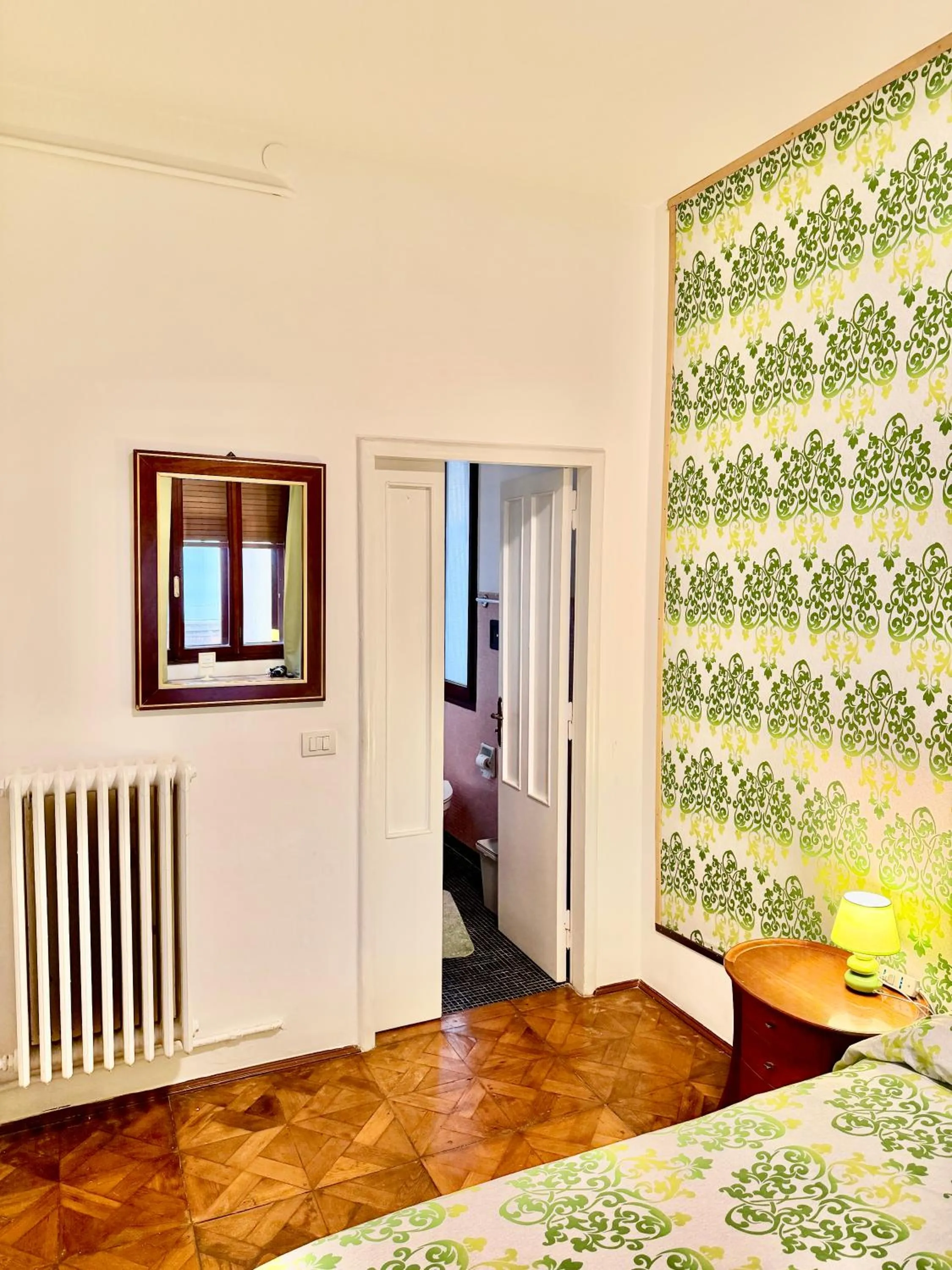 Bedroom, Bed in Venice Rainbow Apartment San Marco