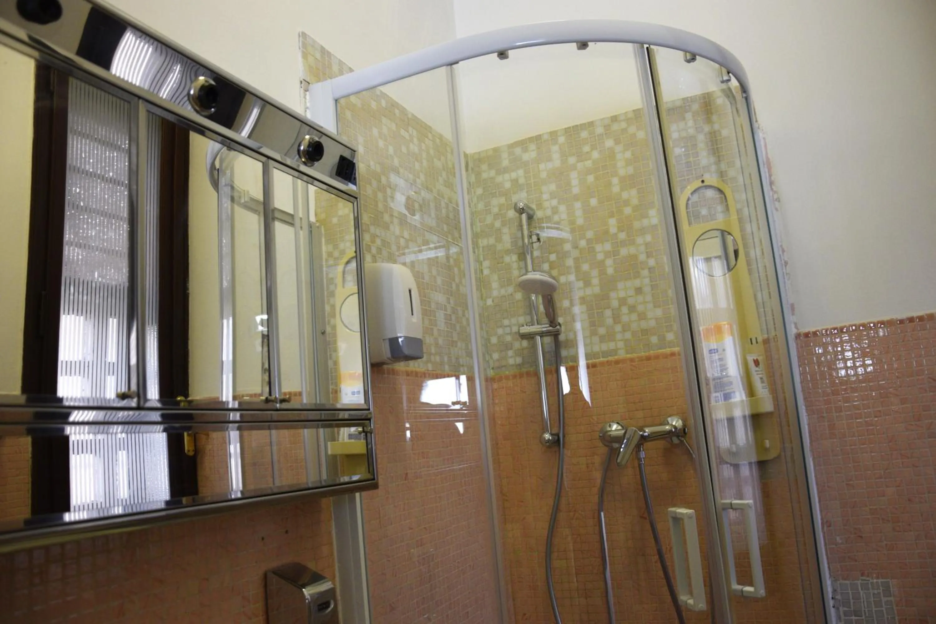 Bathroom in Venice Rainbow Apartment San Marco