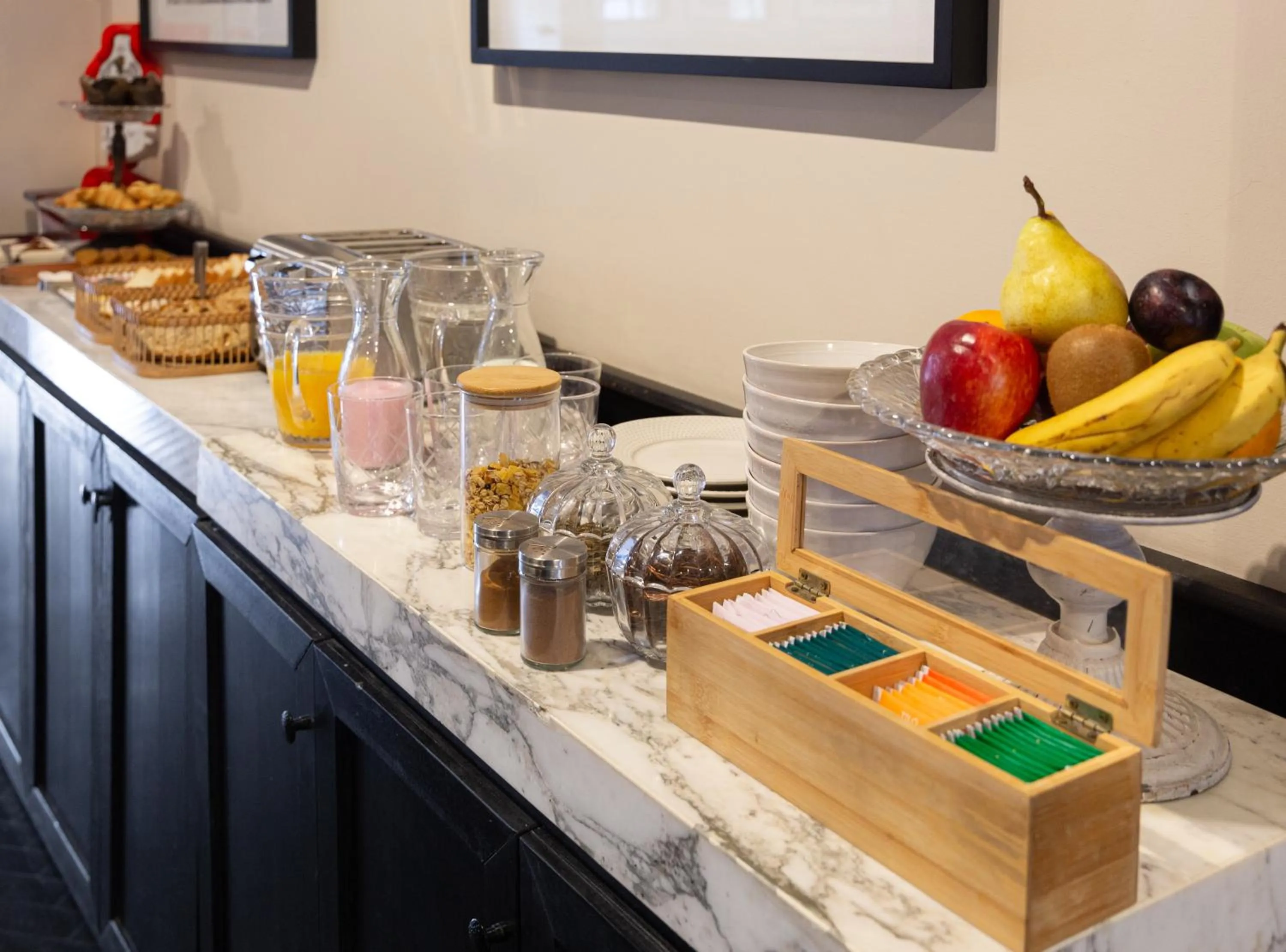 Buffet breakfast in Casa Chic Palermo Soho