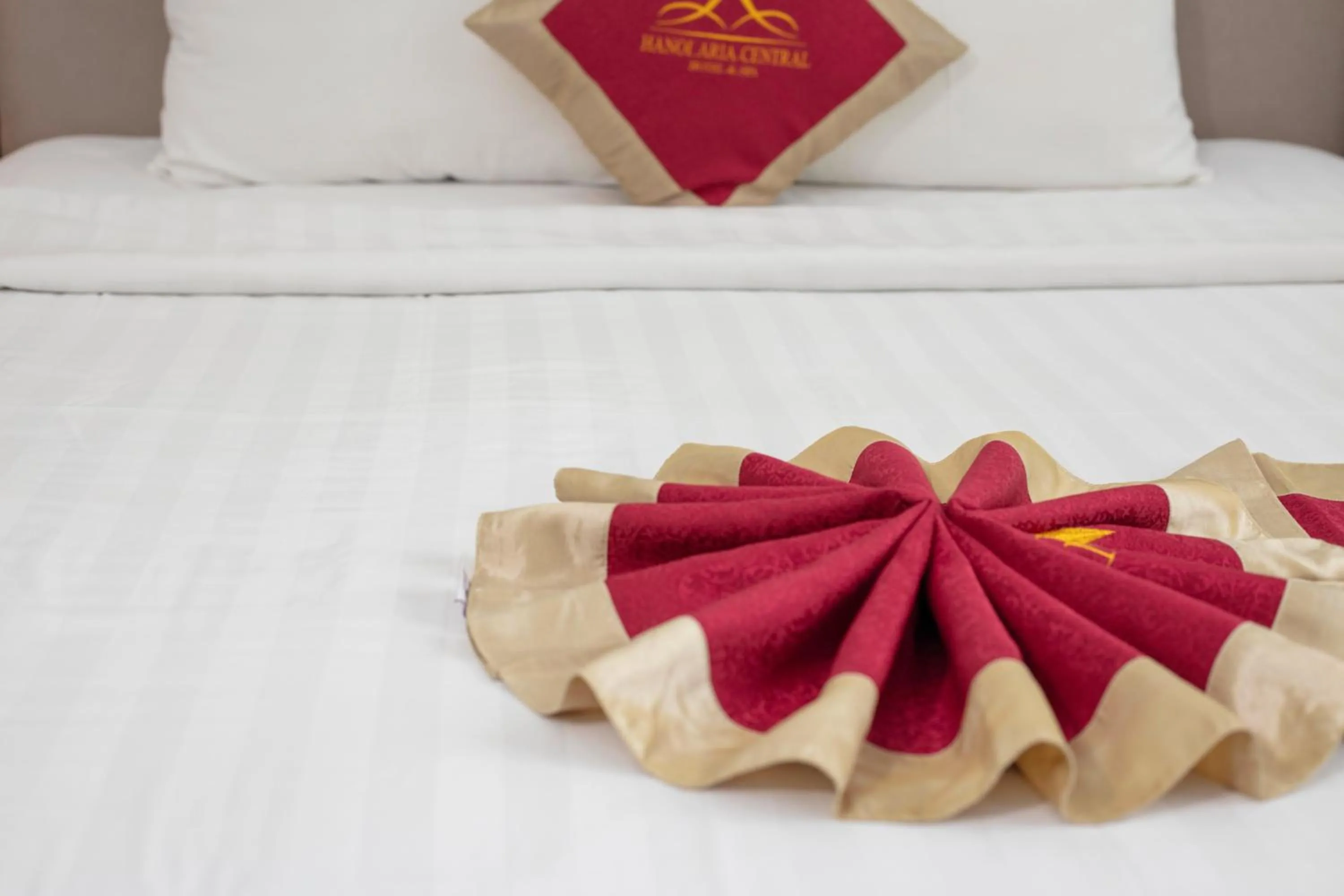 Bed in Hanoi Aria Central Hotel & Spa