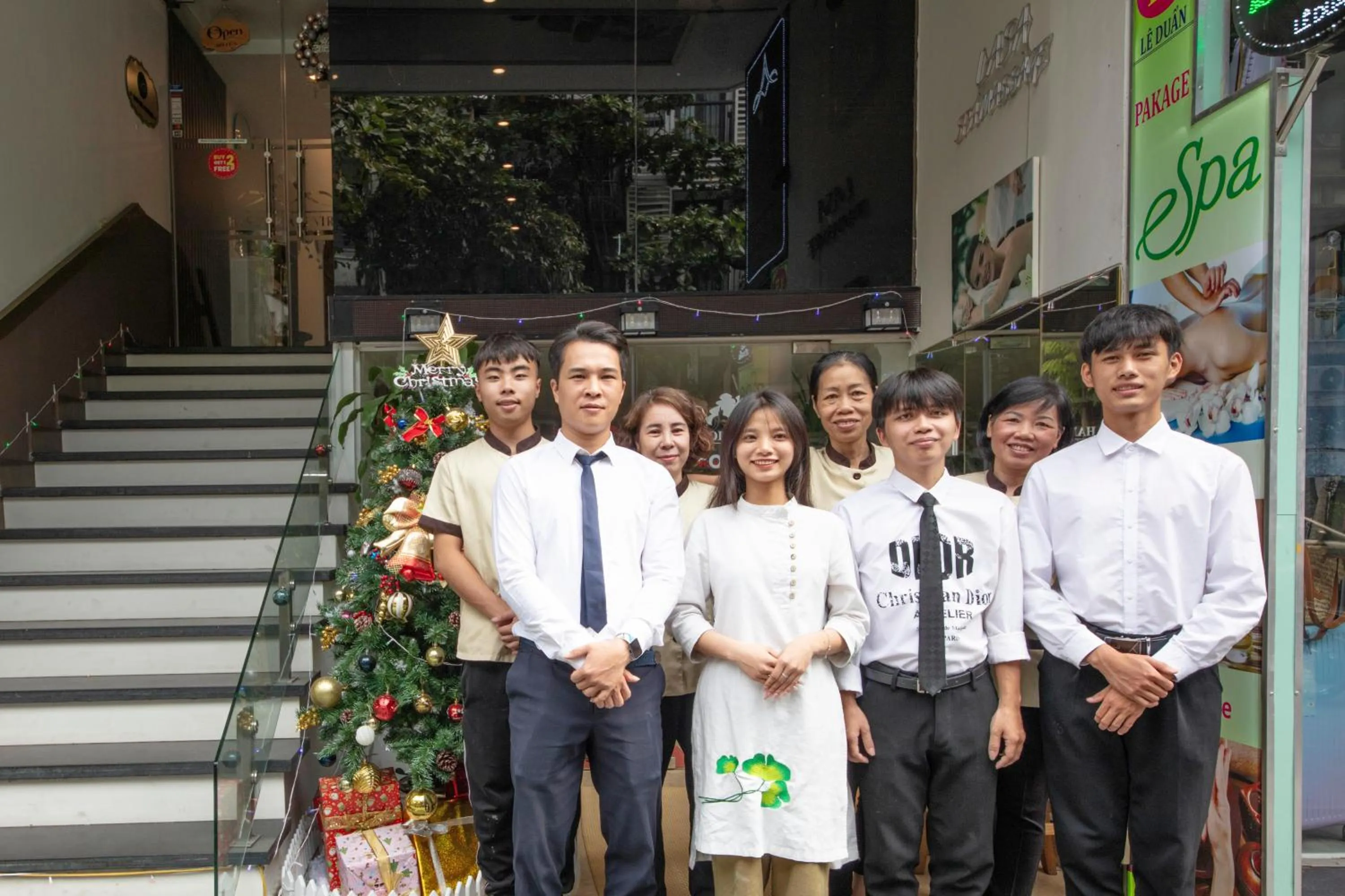 Staff in Hanoi Aria Central Hotel & Spa
