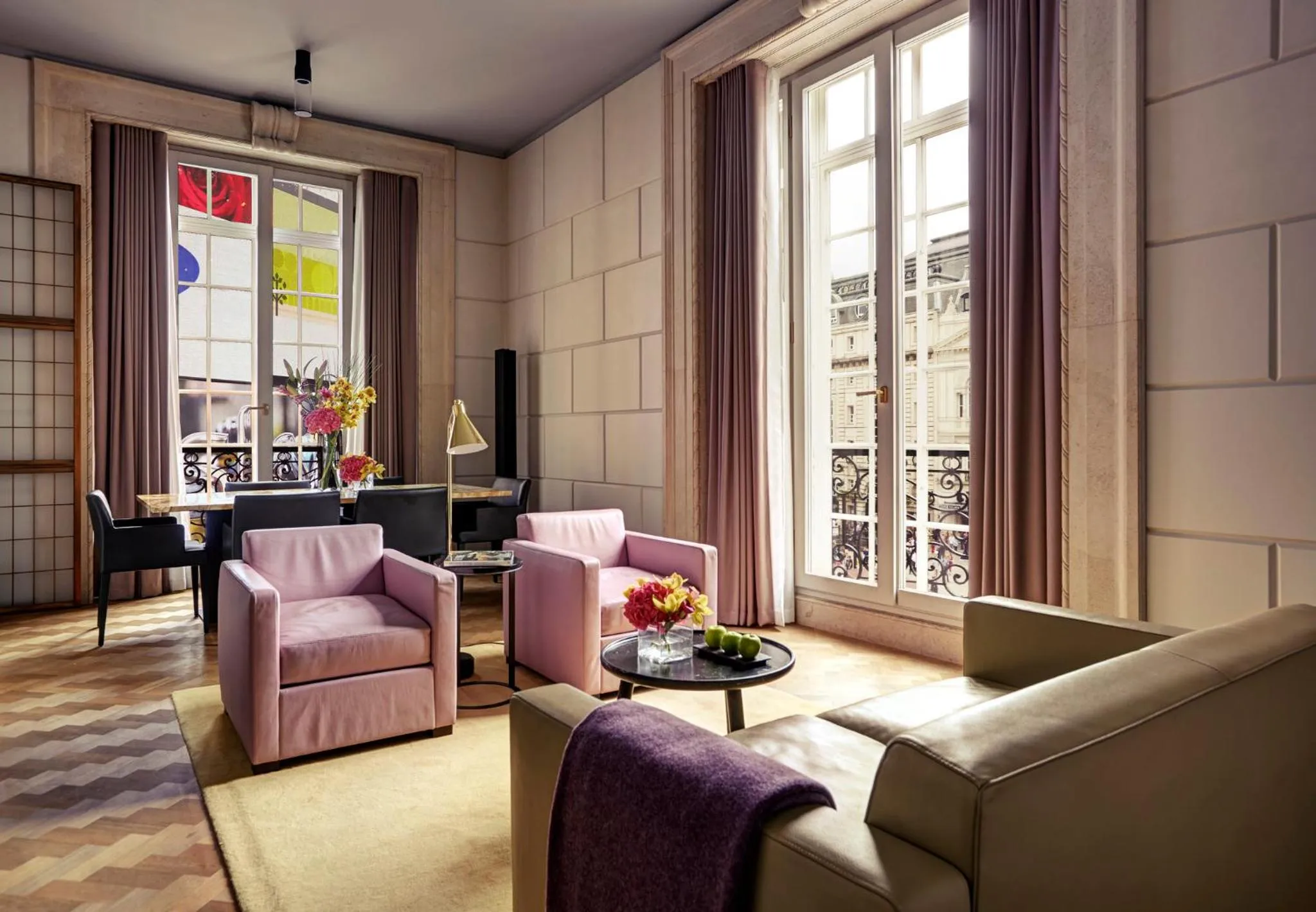 Photo of the whole room in Hotel Cafe Royal