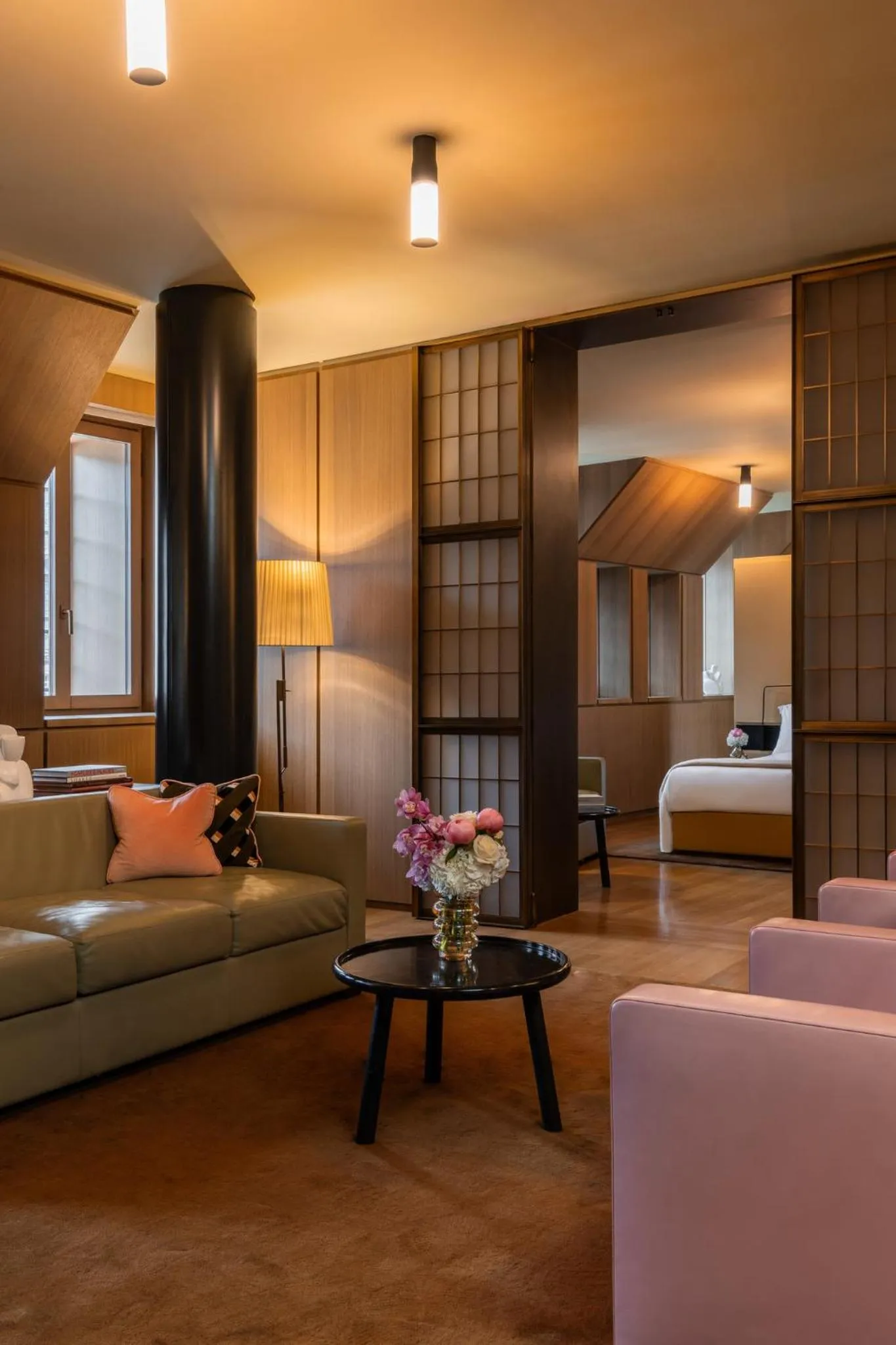 Restaurant/places to eat, Bed in Hotel Cafe Royal