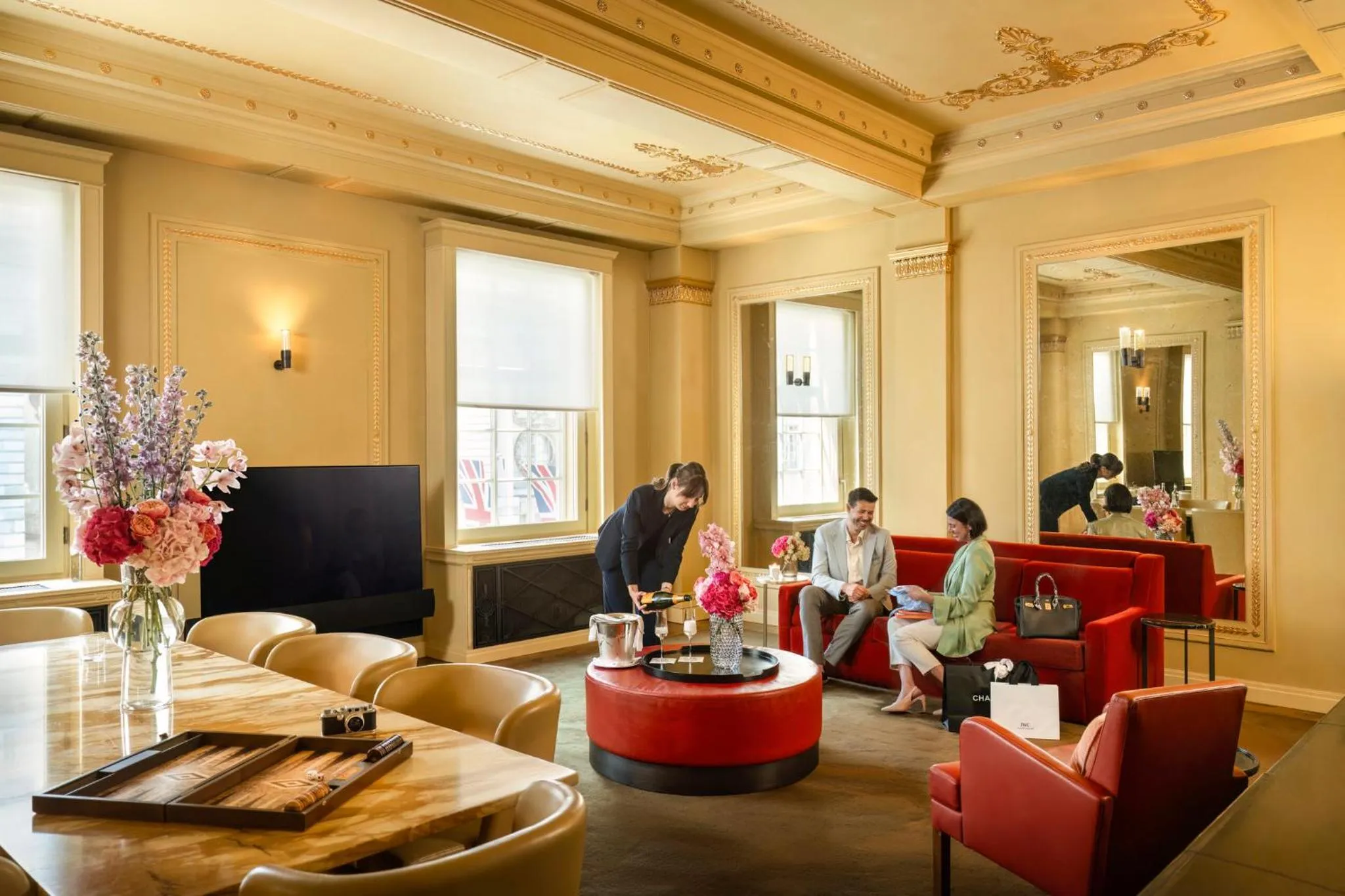 Photo of the whole room in Hotel Cafe Royal