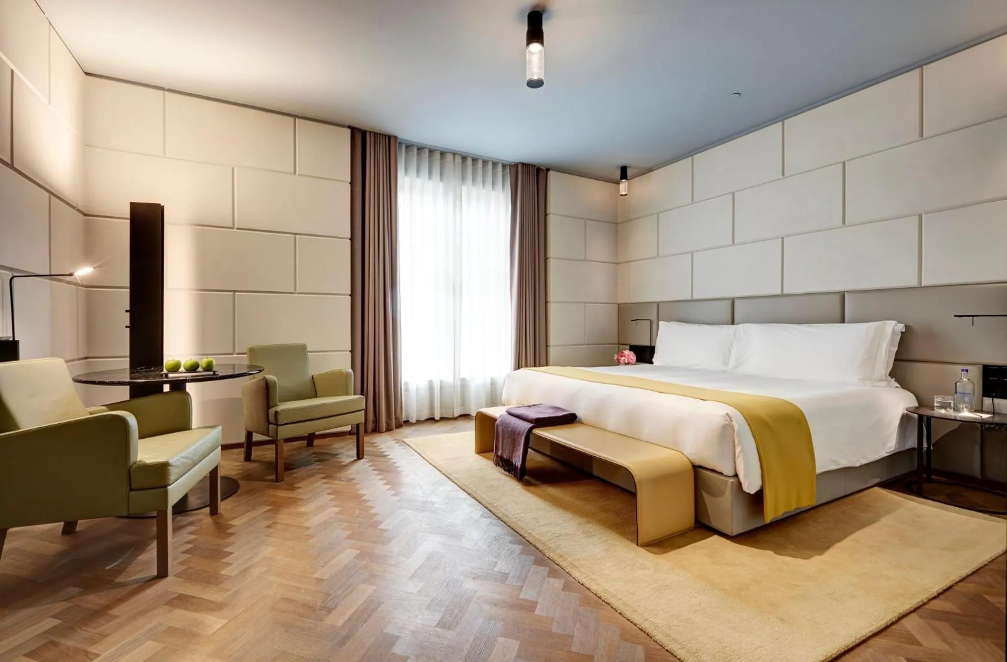 Bedroom, Bed in Hotel Cafe Royal