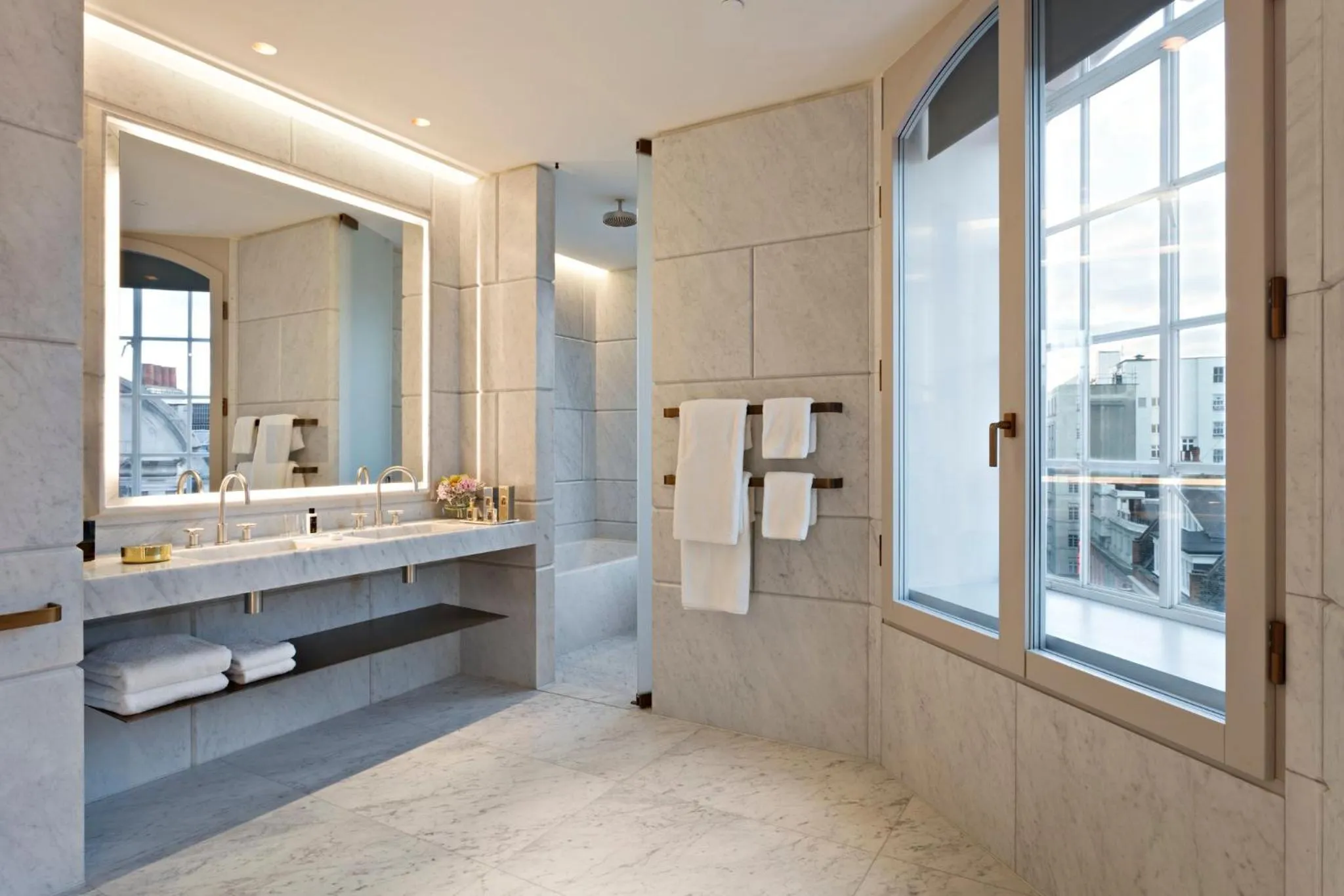 Bathroom in Hotel Cafe Royal