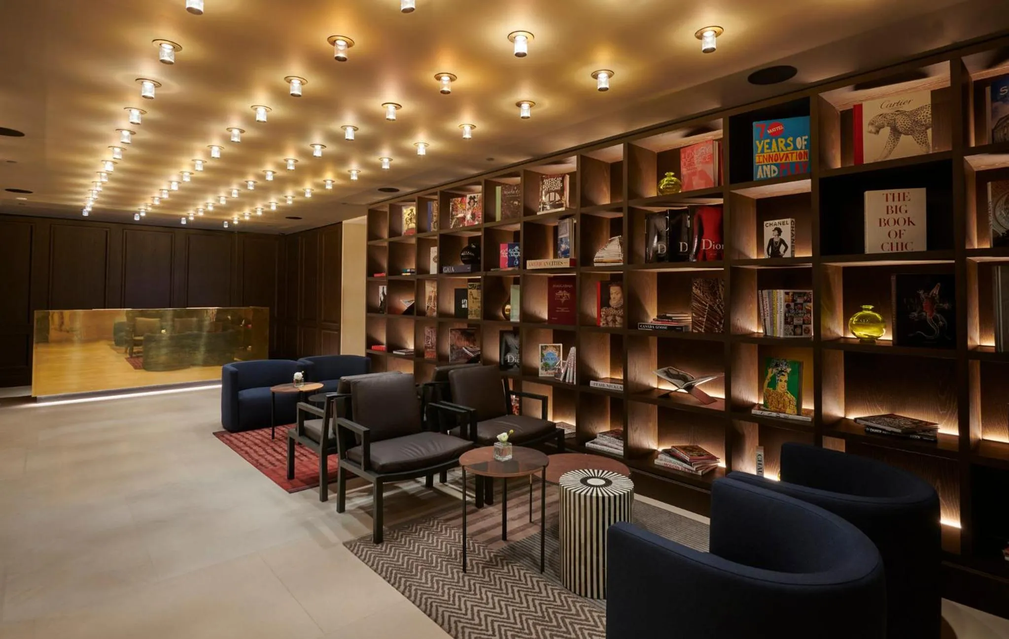 Lobby or reception in Hotel Cafe Royal