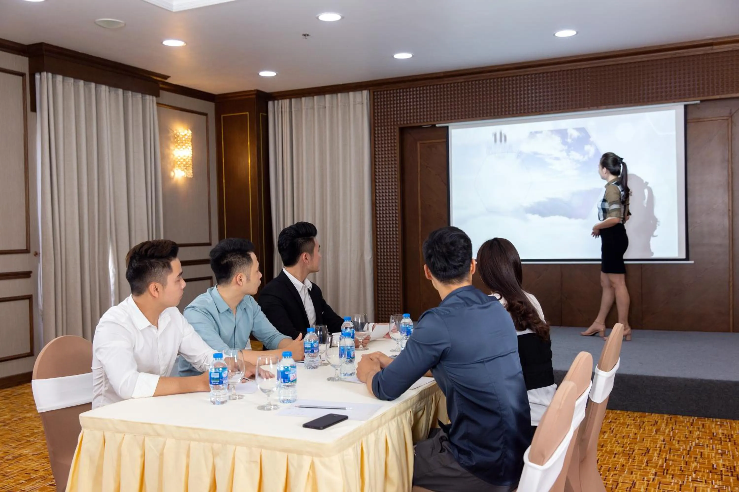 People in Duc Huy Grand Hotel and Spa