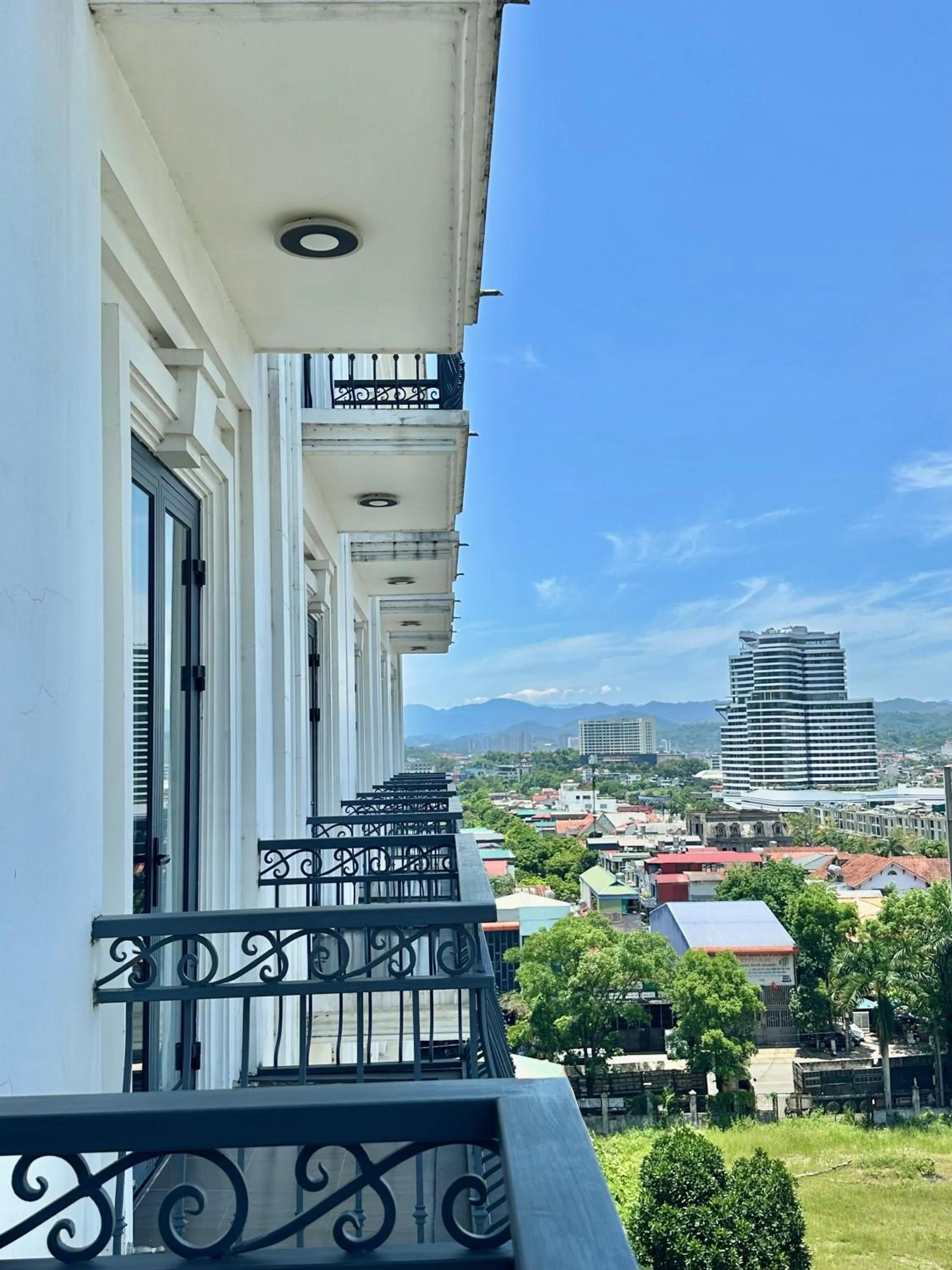 Day in Duc Huy Grand Hotel and Spa