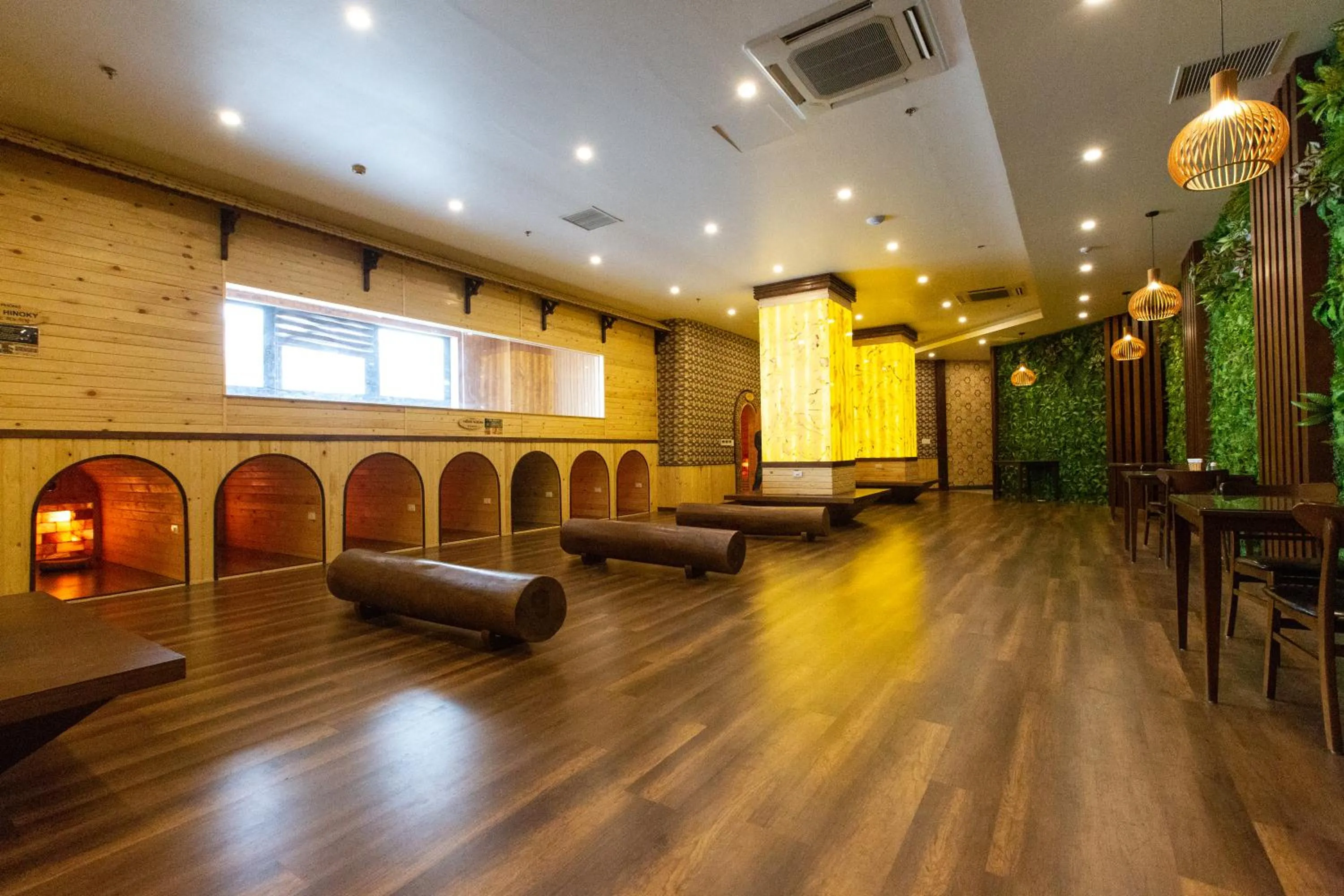 Sauna in Duc Huy Grand Hotel and Spa