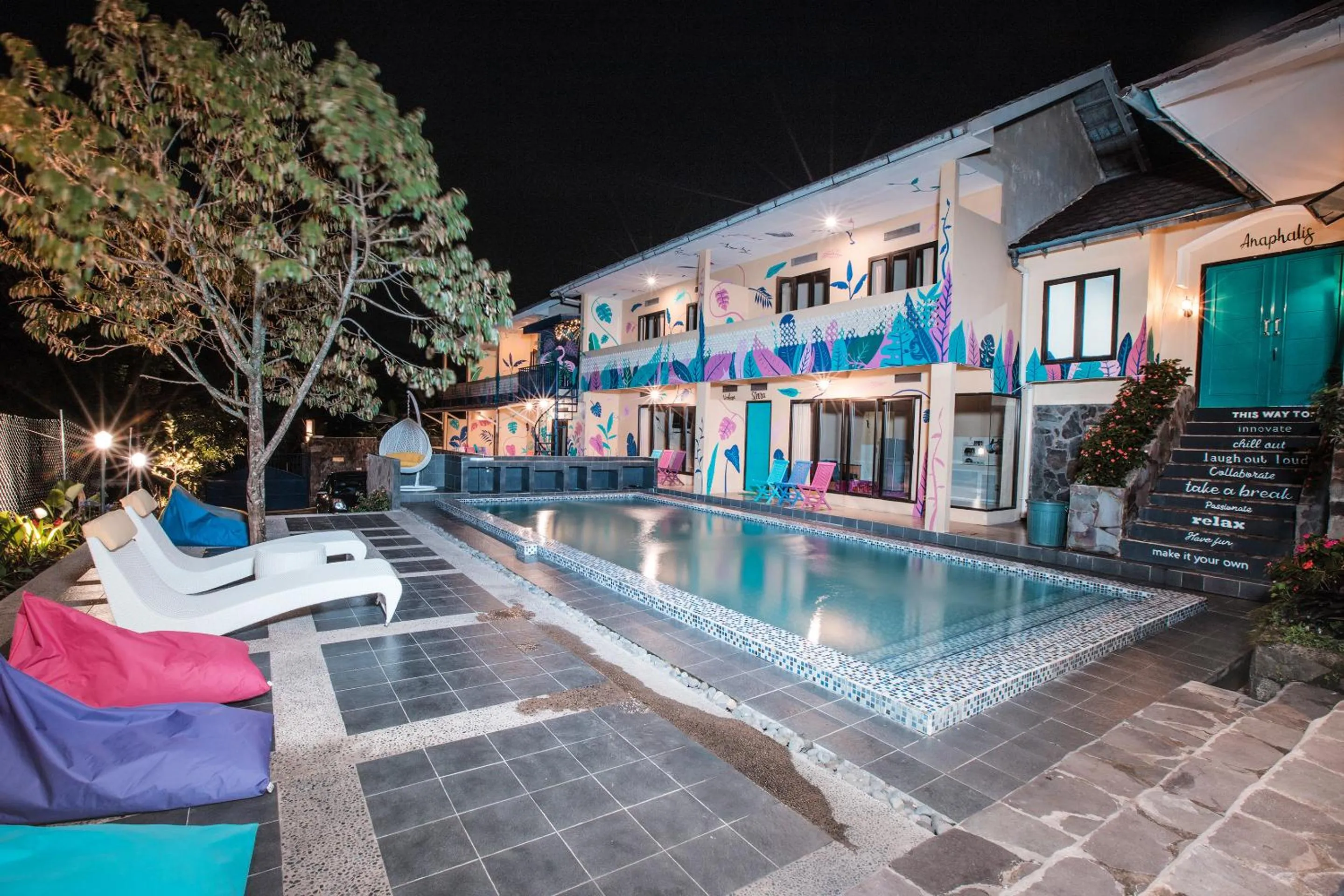 Swimming pool in d'Oasis Mountain Resort