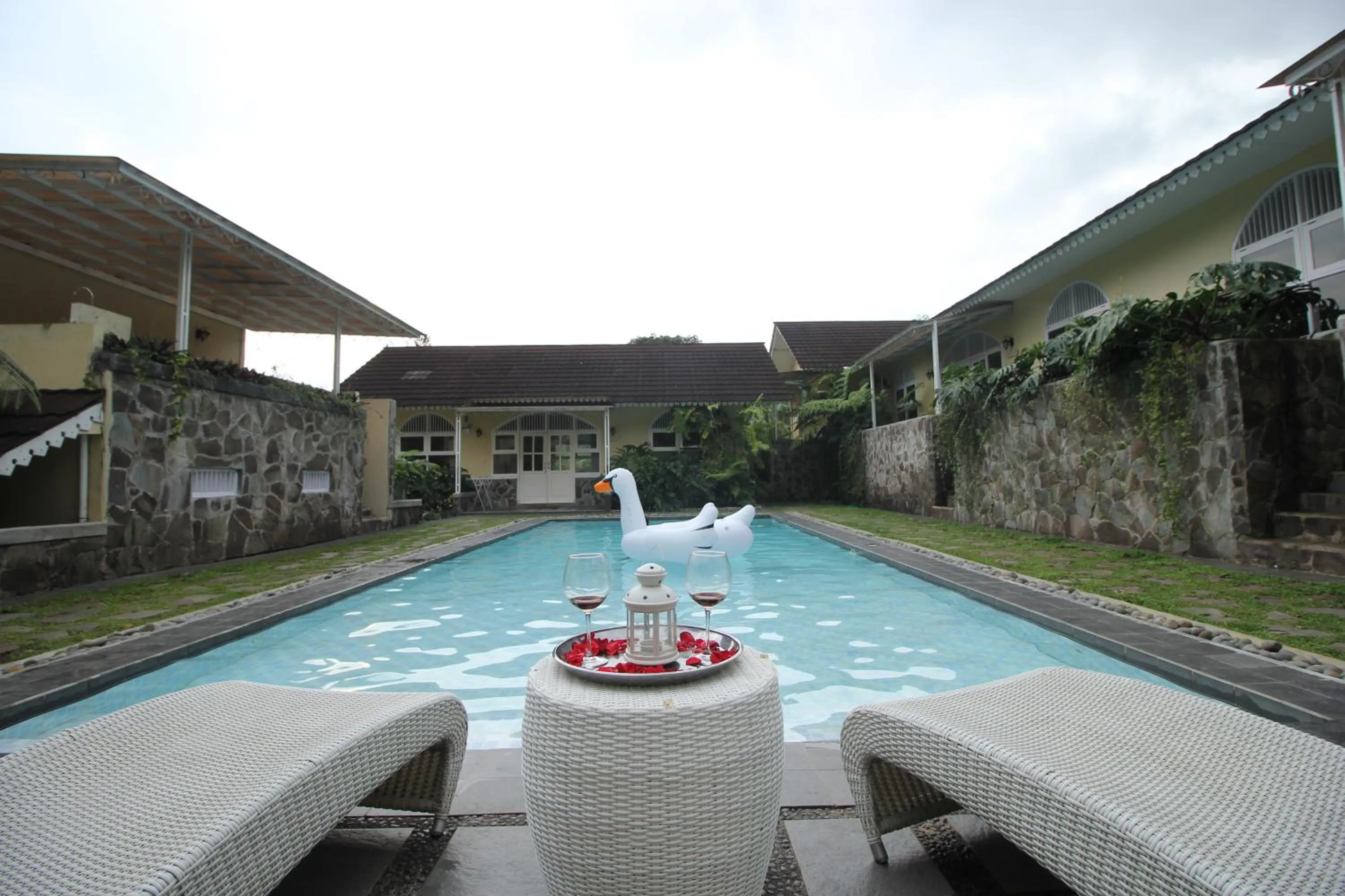 Swimming pool in d'Oasis Mountain Resort