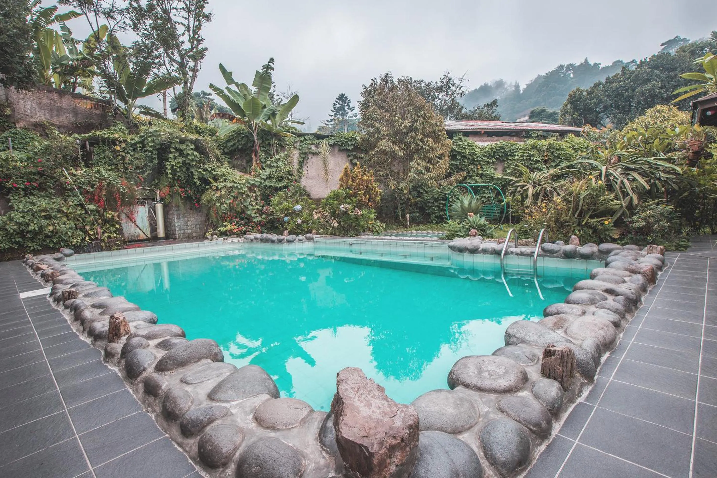 Swimming pool in d'Oasis Mountain Resort