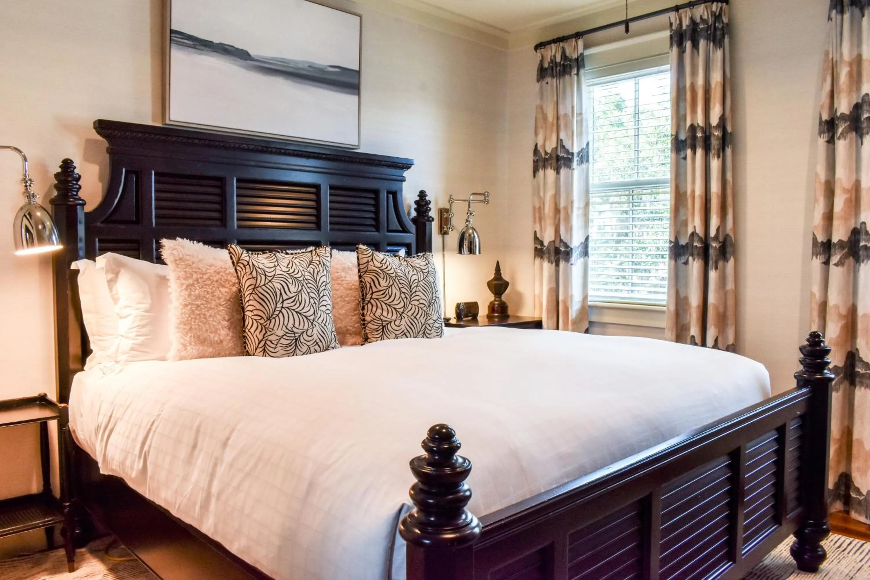 Bed in Montage Palmetto Bluff