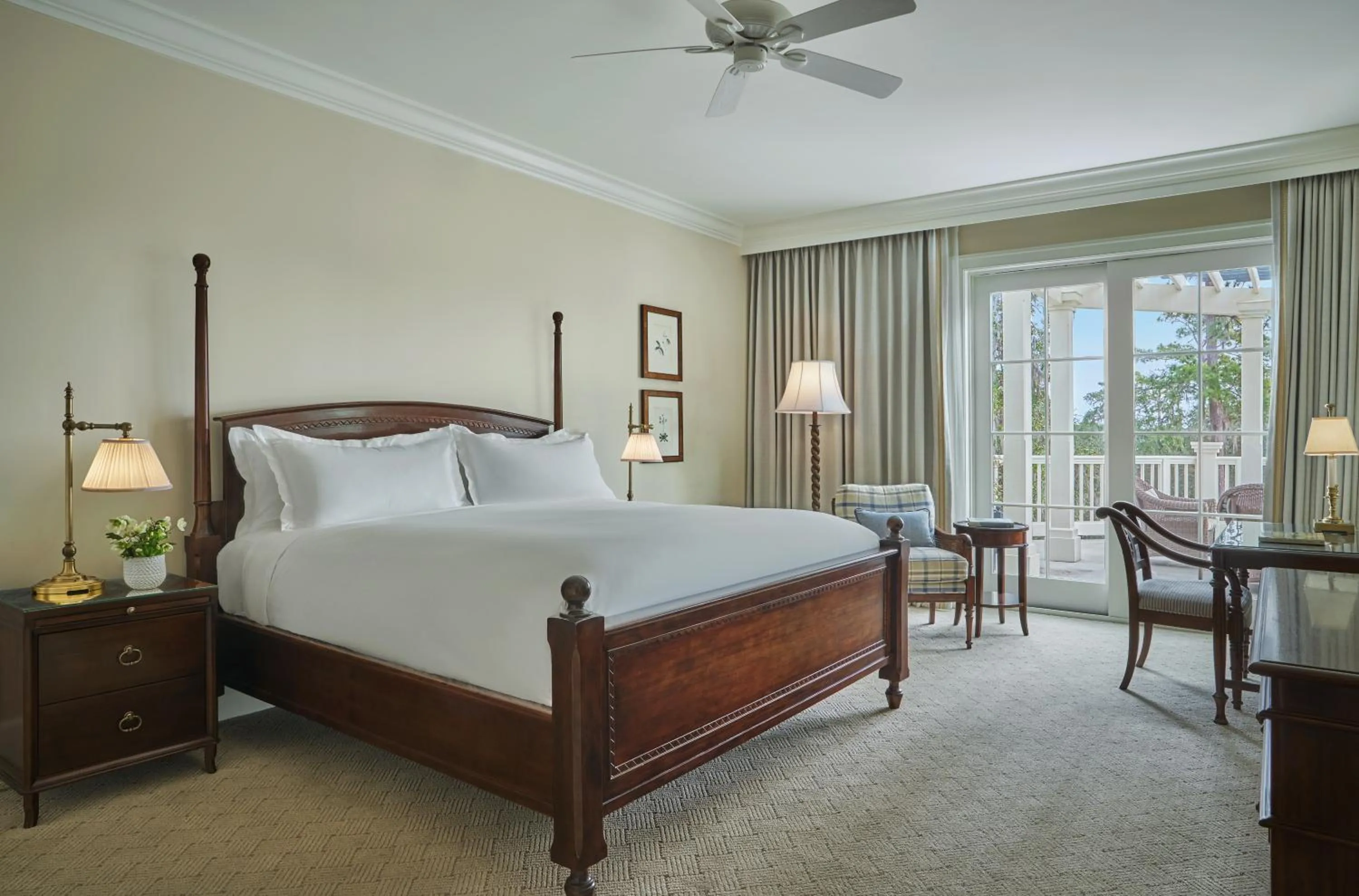 Bed in Montage Palmetto Bluff