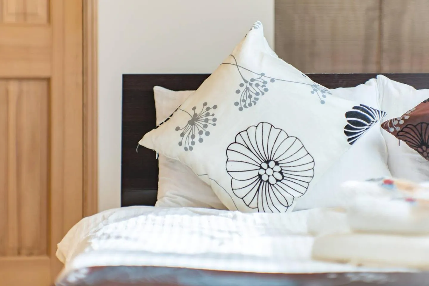 Decorative detail, Bed in Villa Kamakura