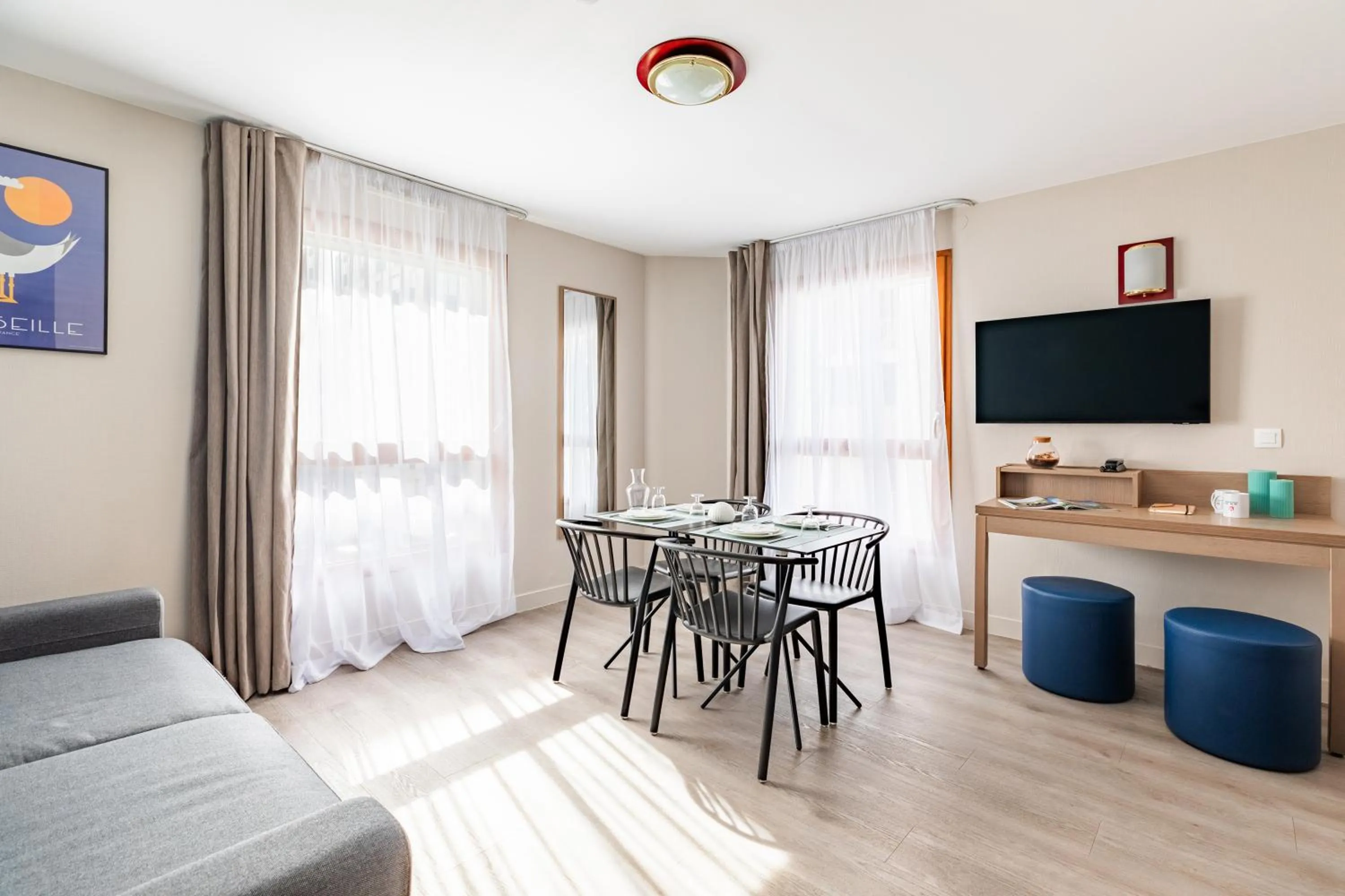 TV and multimedia in Appart'City Classic Marseille Euromed