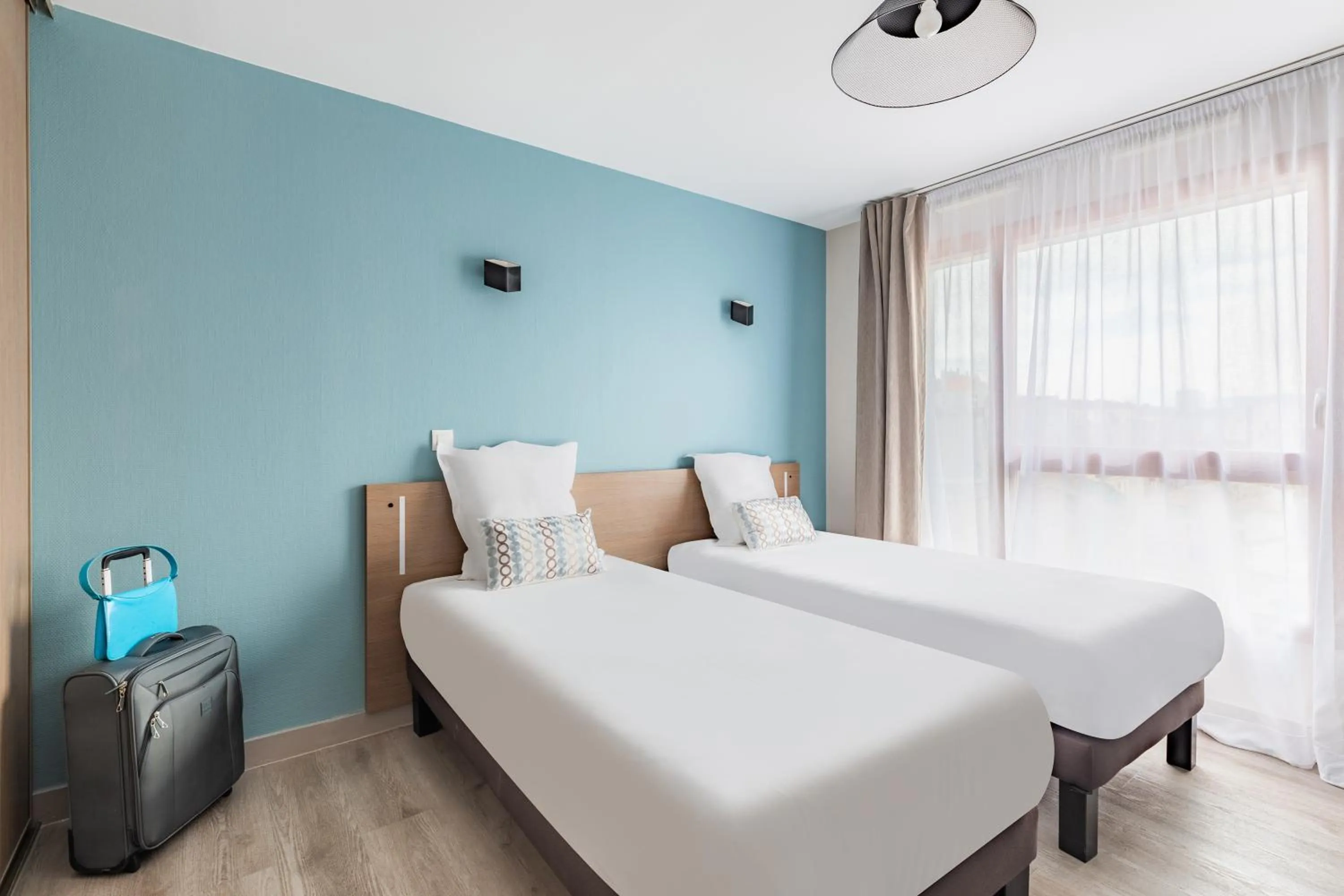 Bed in Appart'City Classic Marseille Euromed