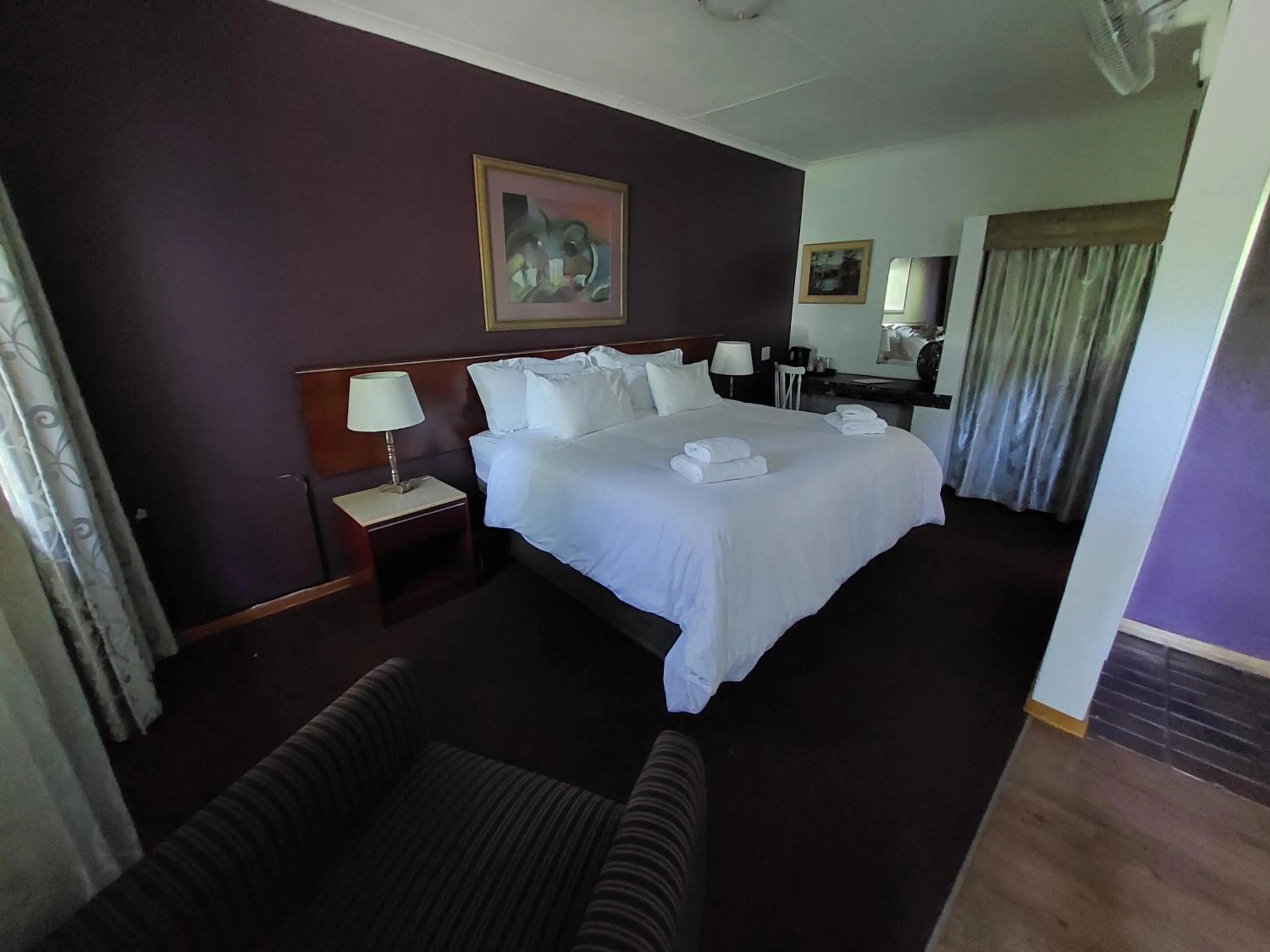 Bed in Wayside Lodge