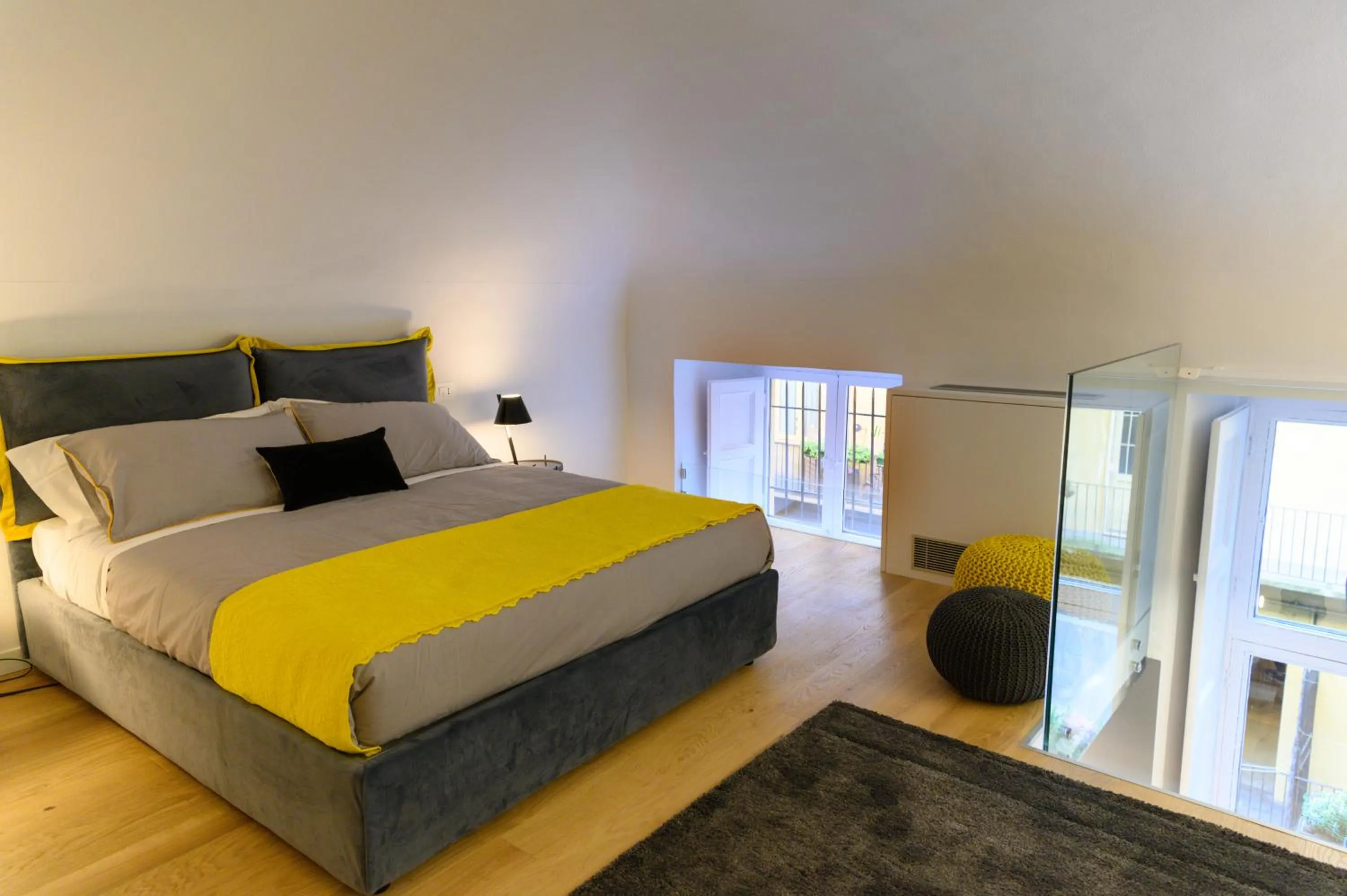 Bed in Savoia Suites Torino