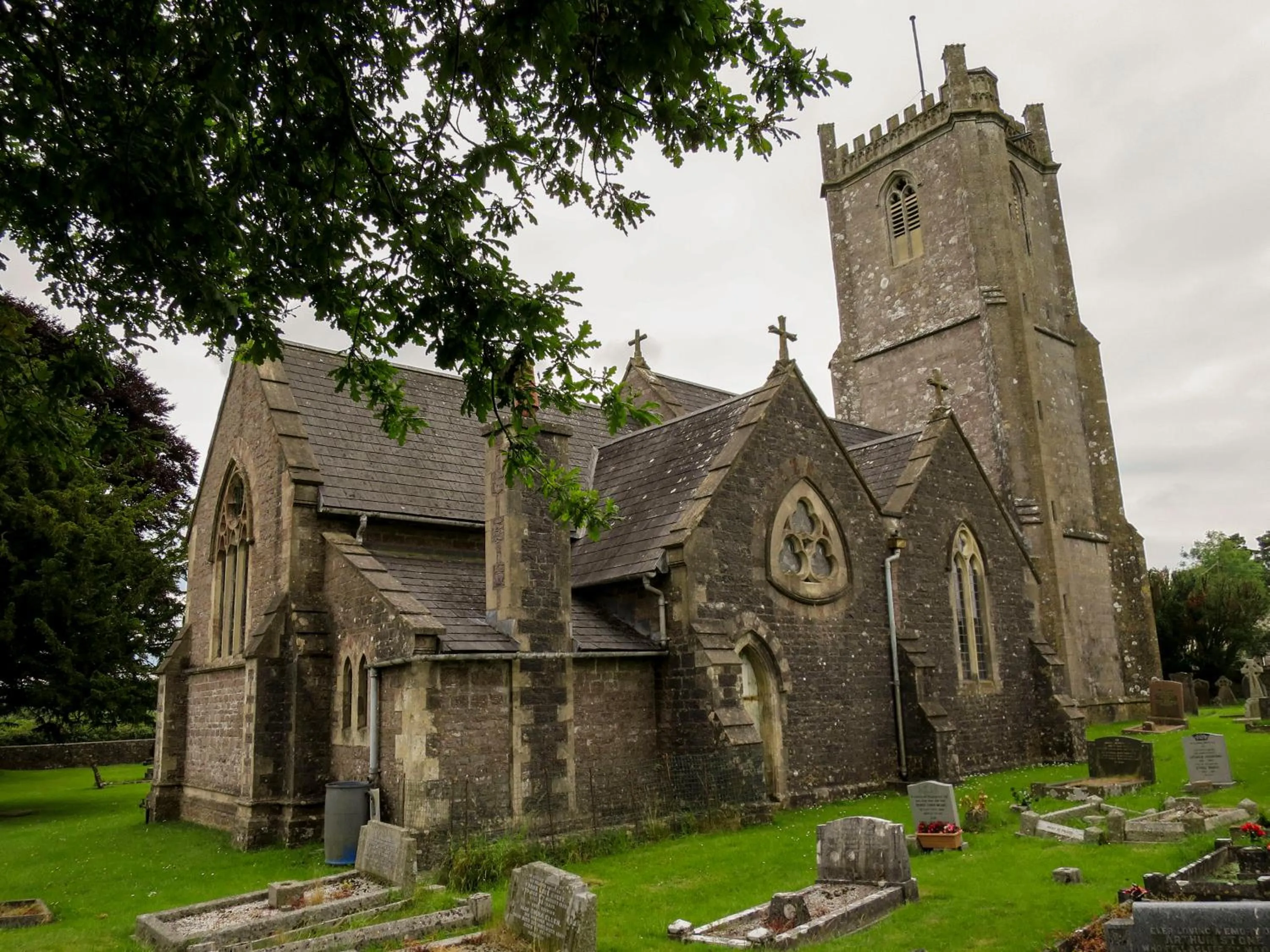 Nearby landmark in Hill View