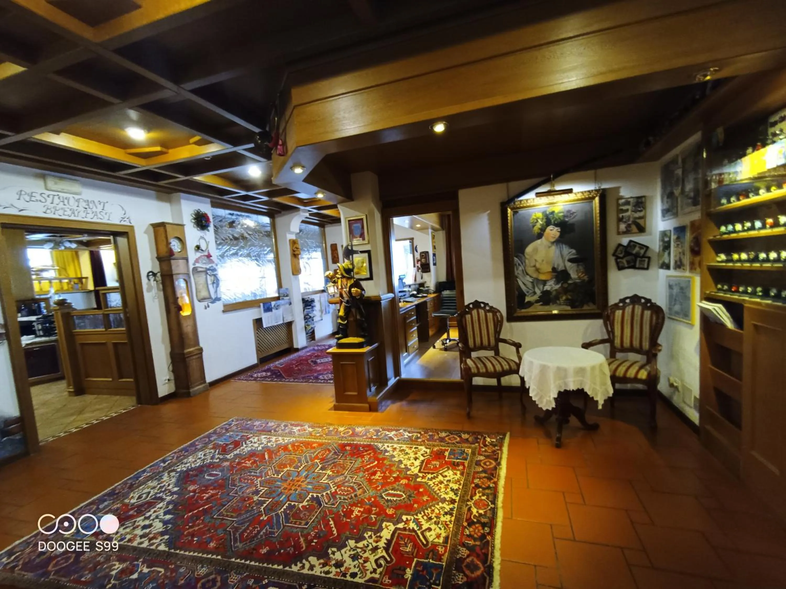 Seating area in Park Hotel Arnica