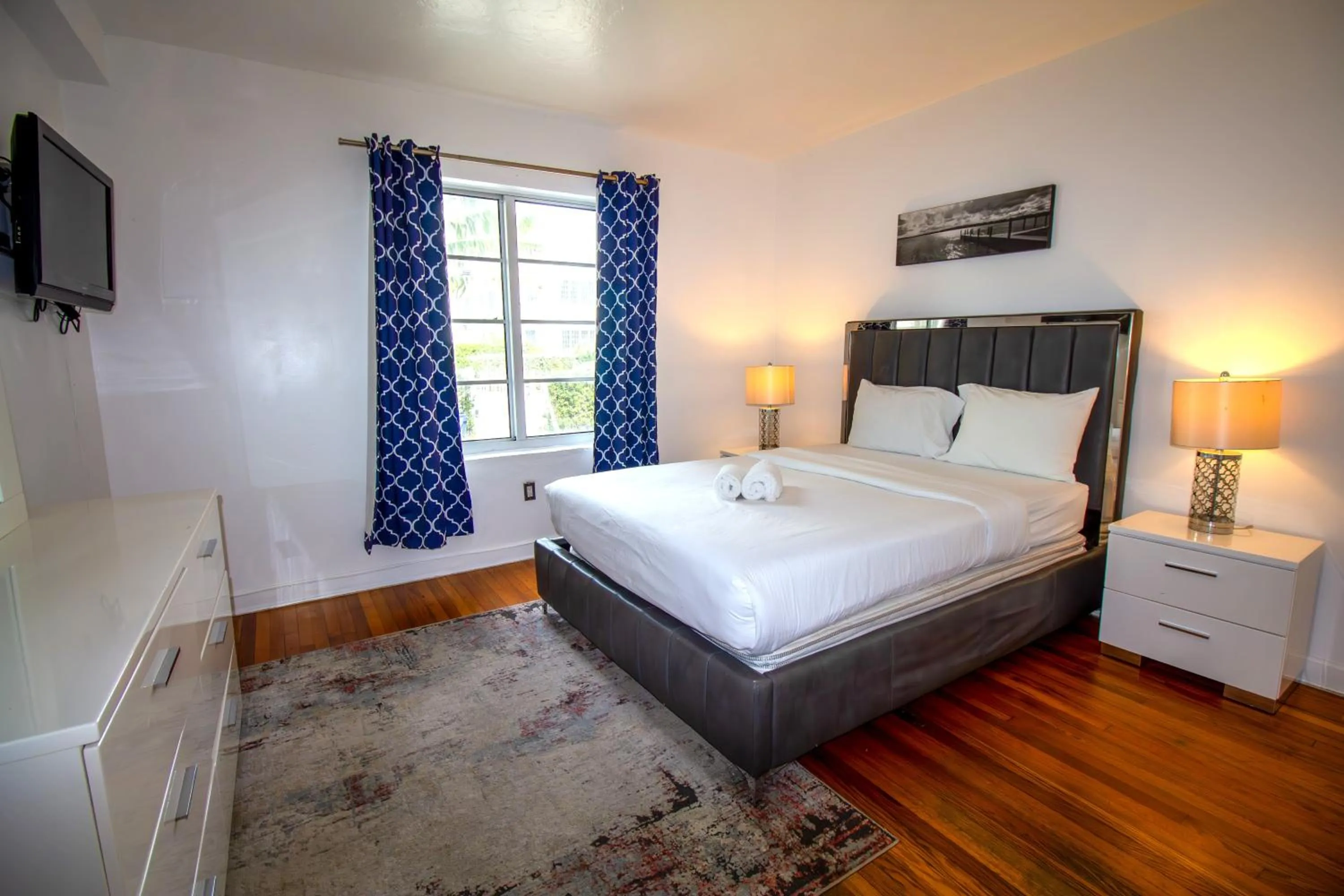 Bed in L'Etoile Apartments Part of the Oasis Casita Collection